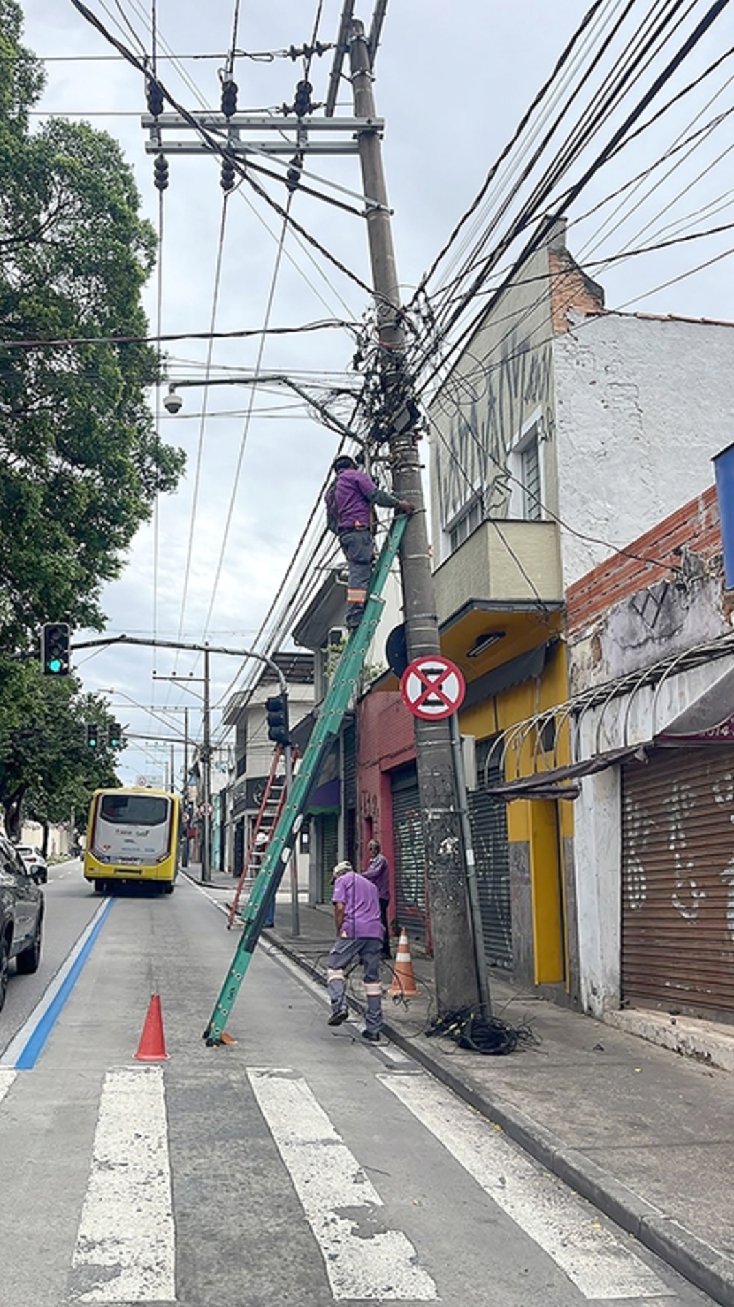 Via é uma das principais ligações do Centro com a zona norte e uma das mais movimentadas da cidade 
