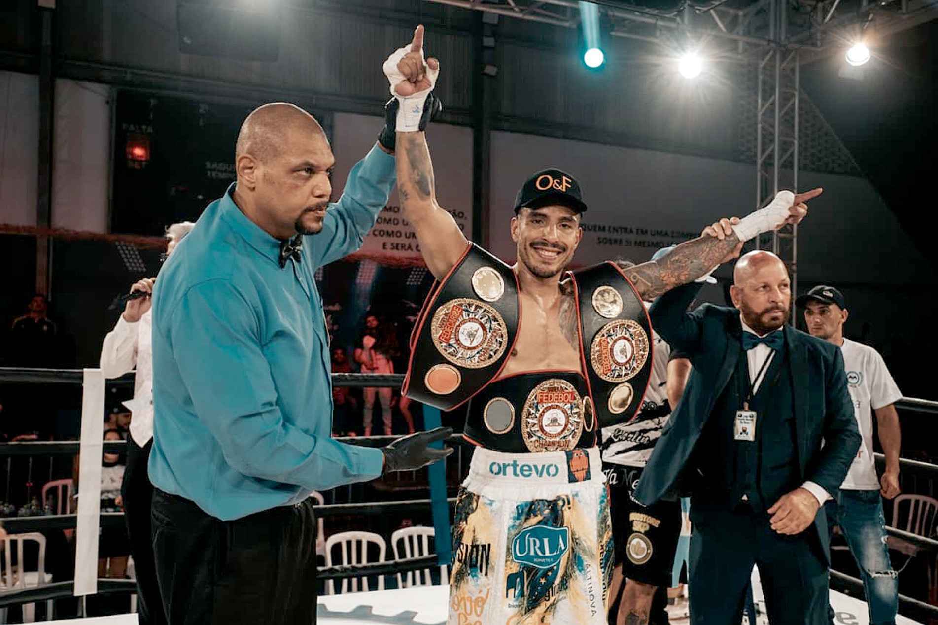 Aos 33 anos, sorocabano agora soma 
15 vitórias no cartel profissional
