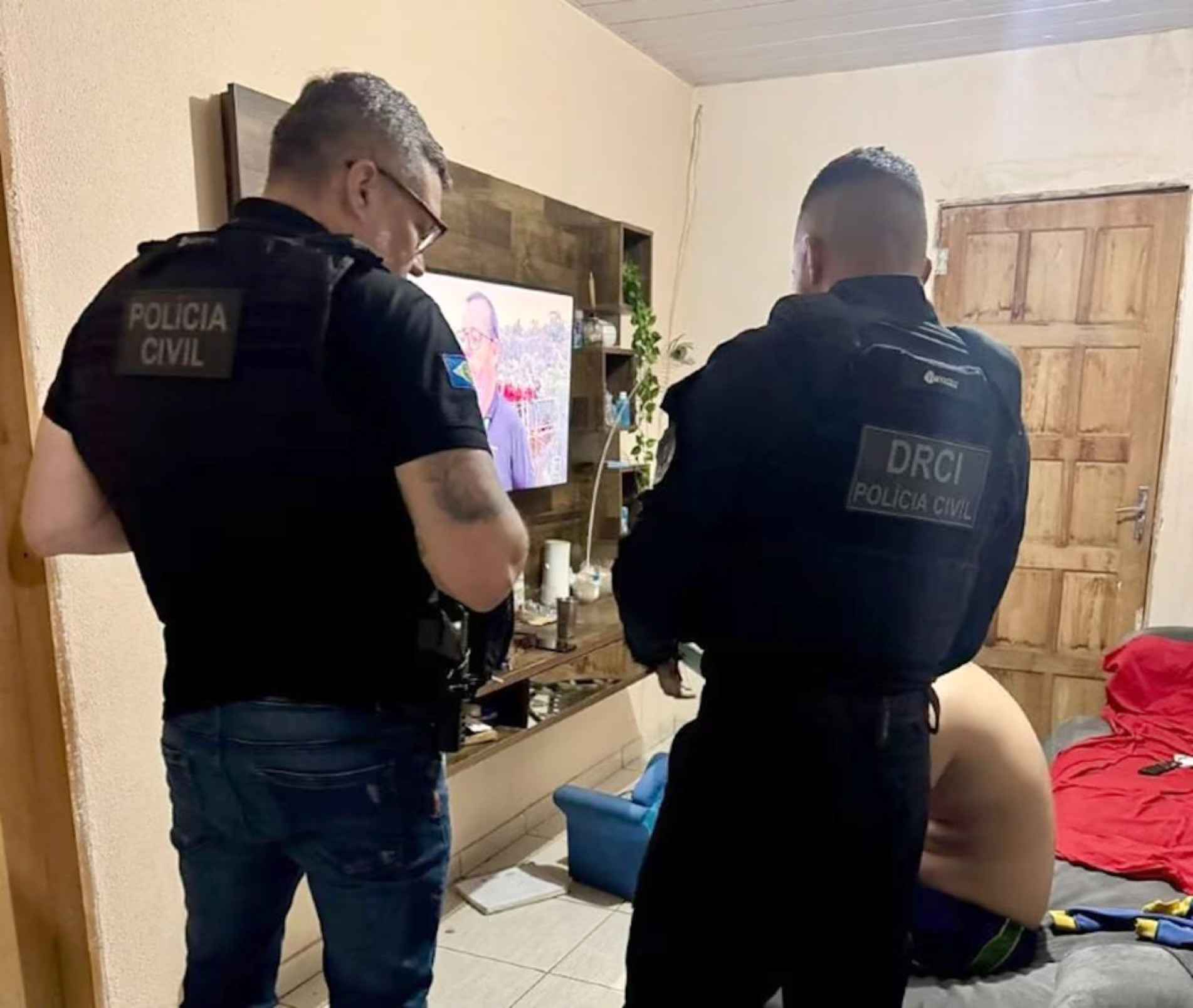 Policiais cumpriram mandados em 18 Estados
