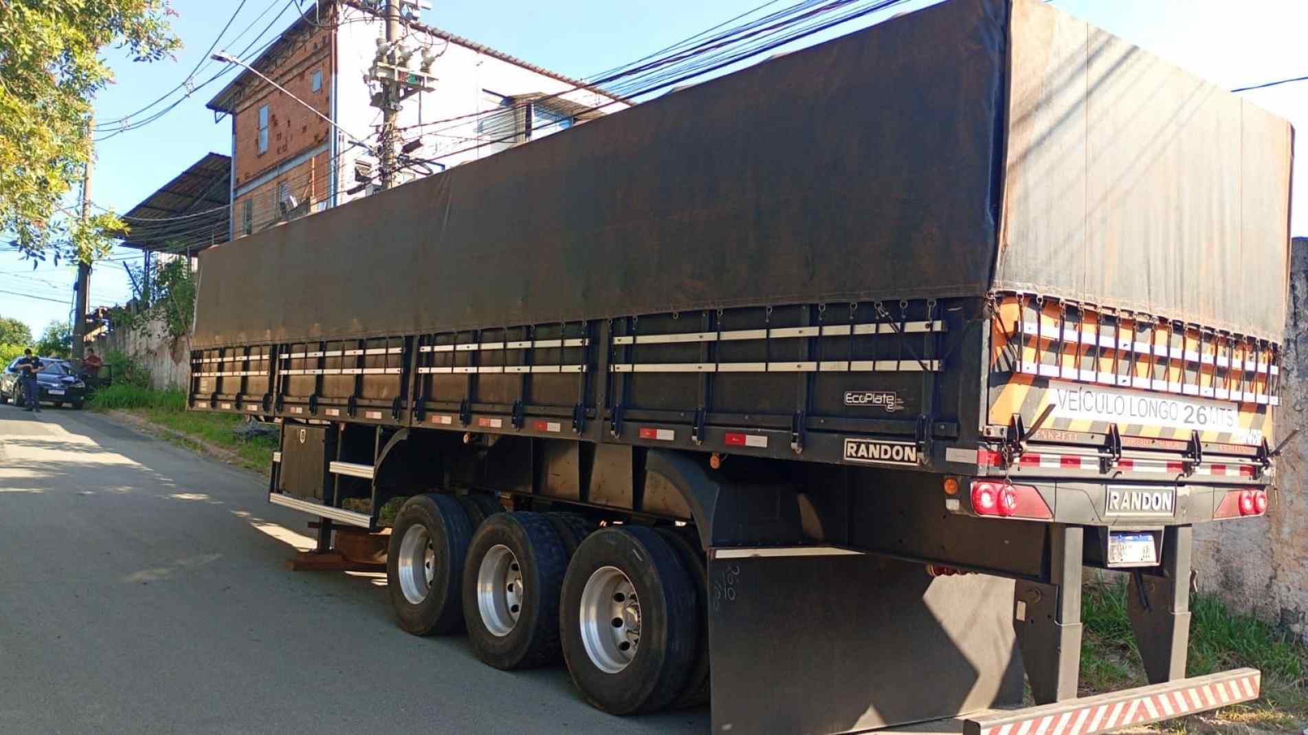 GCM recupera semirreboque furtado em São Roque
