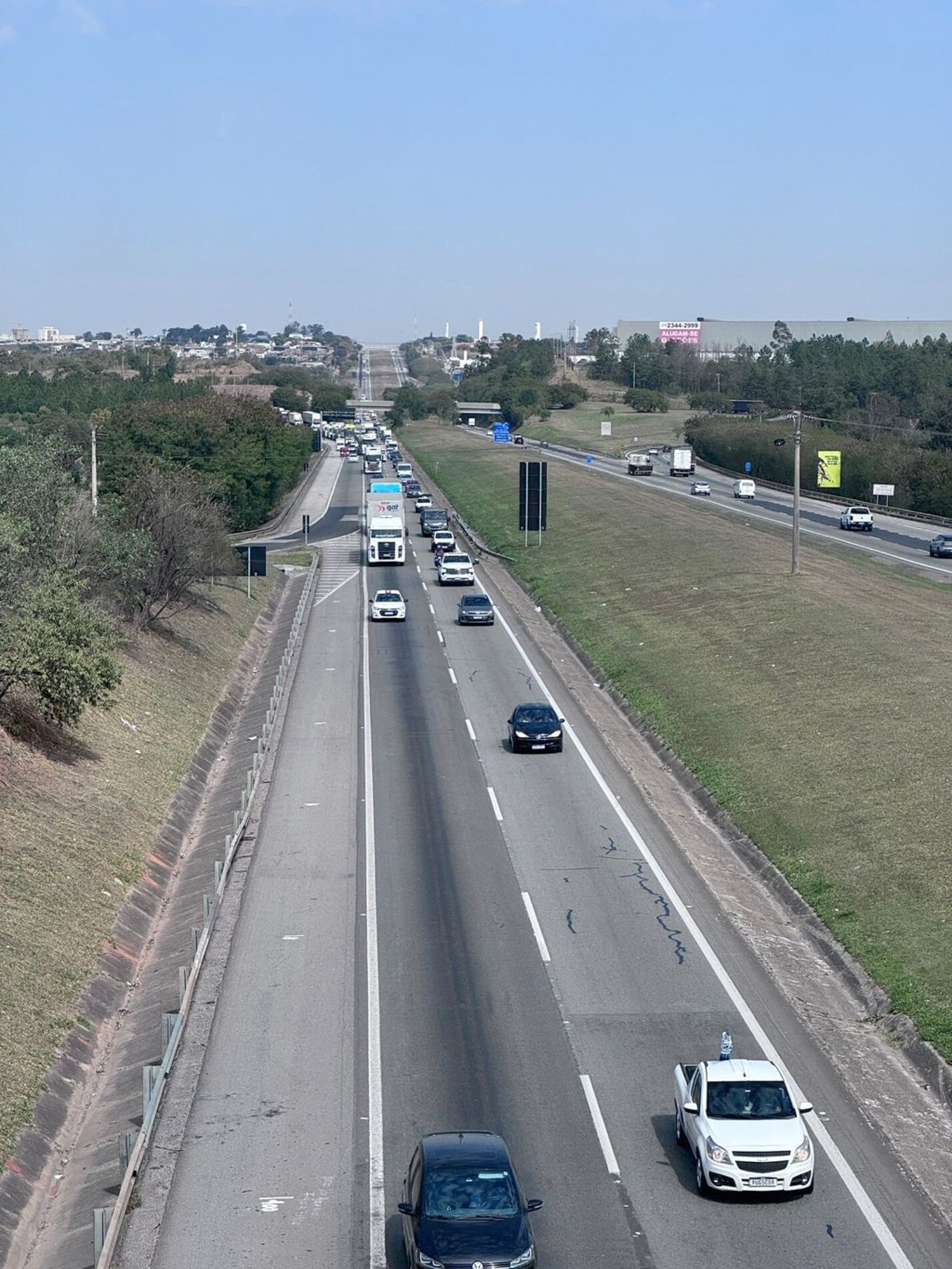 Tráfego é intenso em rodovias que passam por Sorocaba
