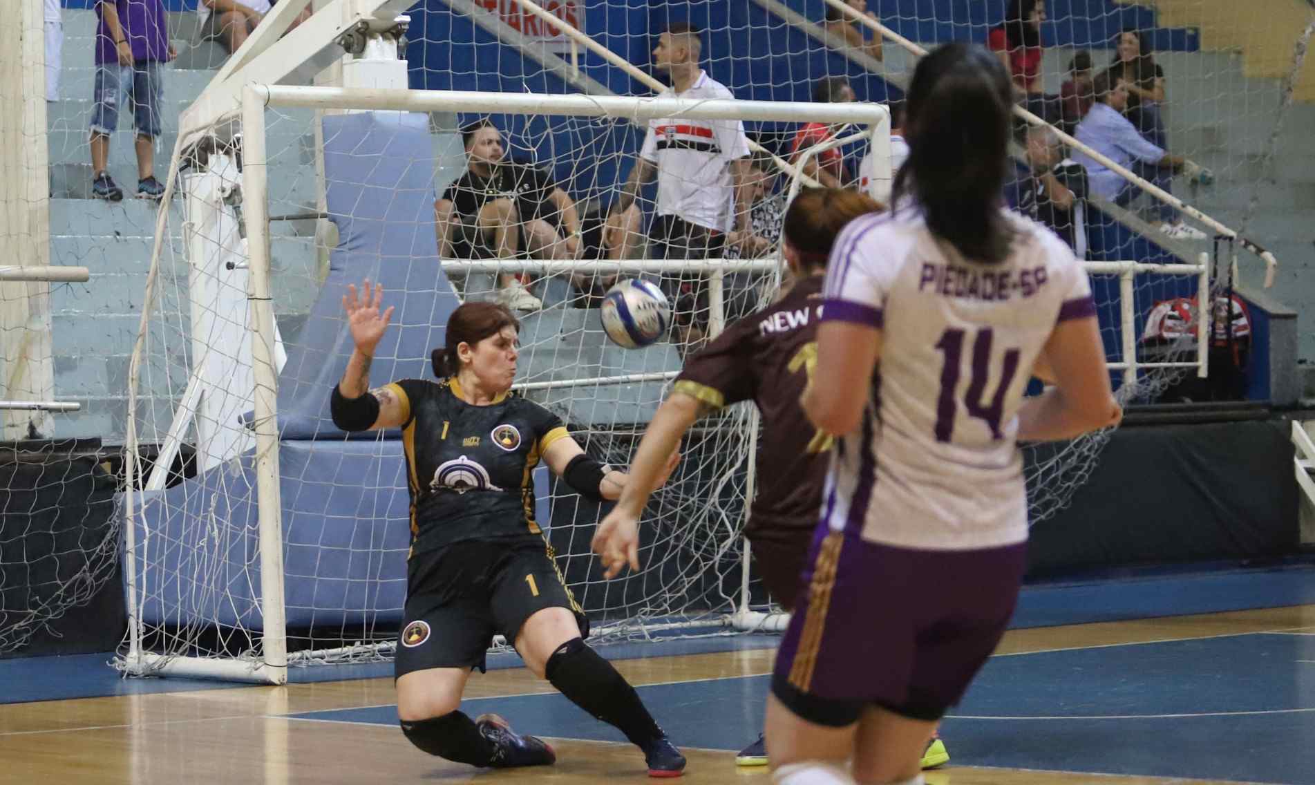 New Castle vence e vai à final da categoria feminino