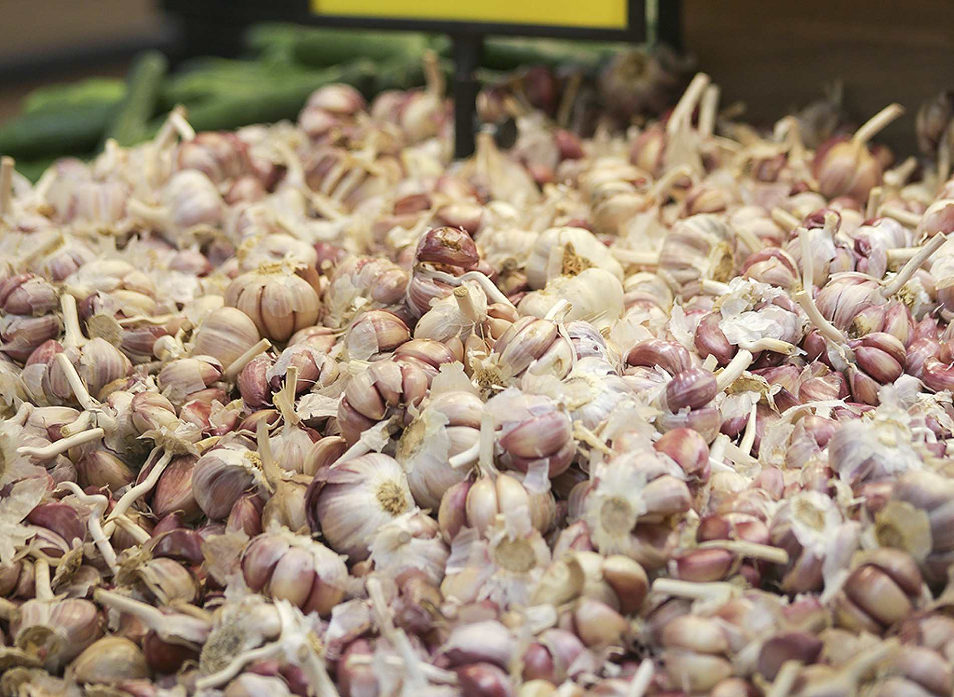 Destaque negativo foi o alho (200g), com variação de 232,78%
