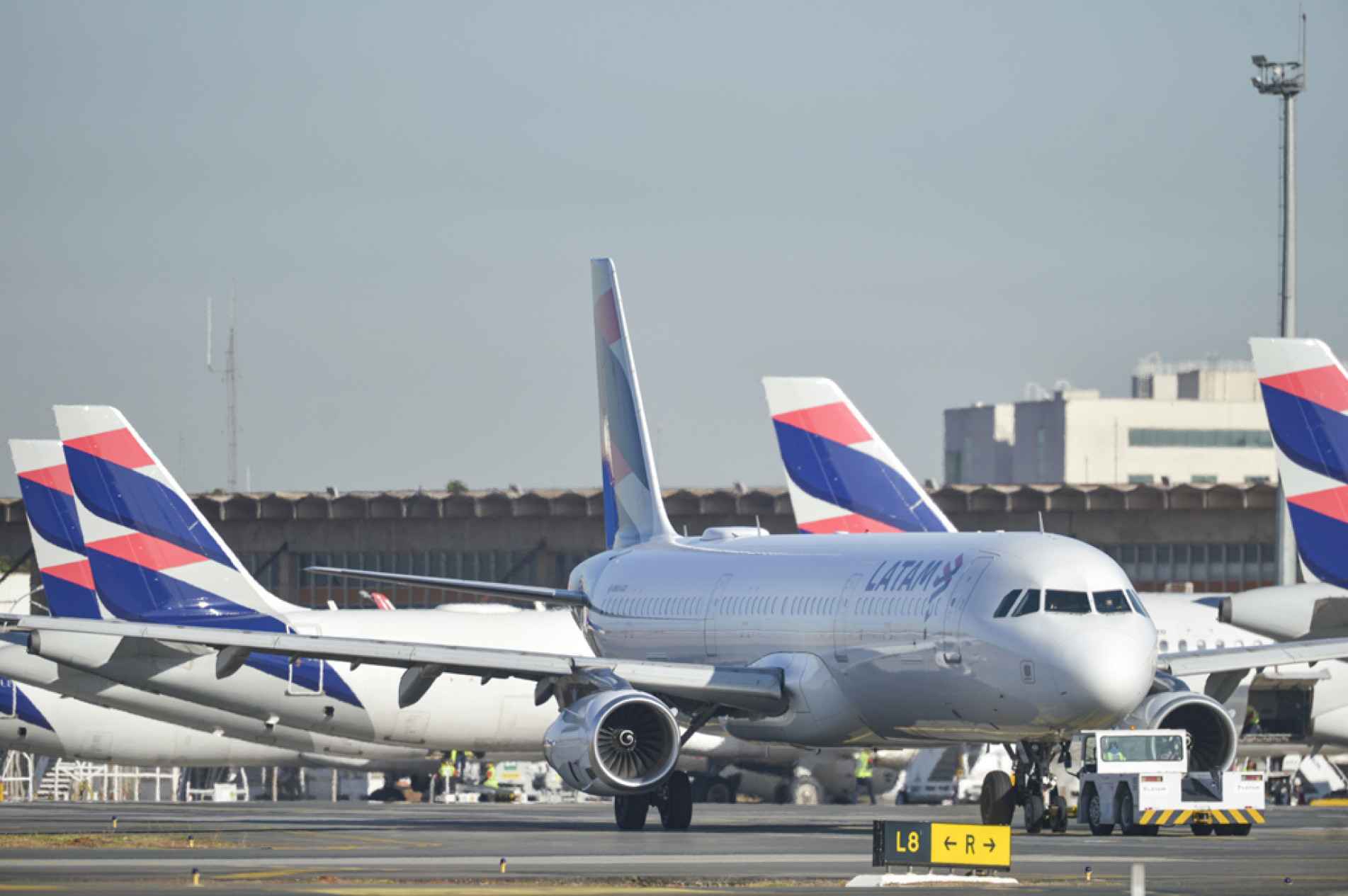 Alta no querosene de aviação reduz volume de passageiros
