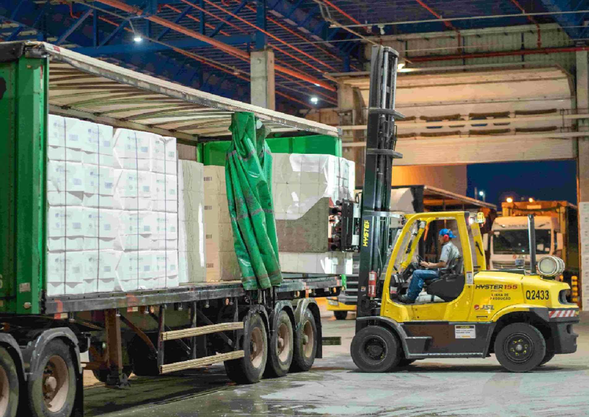 Há preocupação com falta de insumos, segundo a CNI
