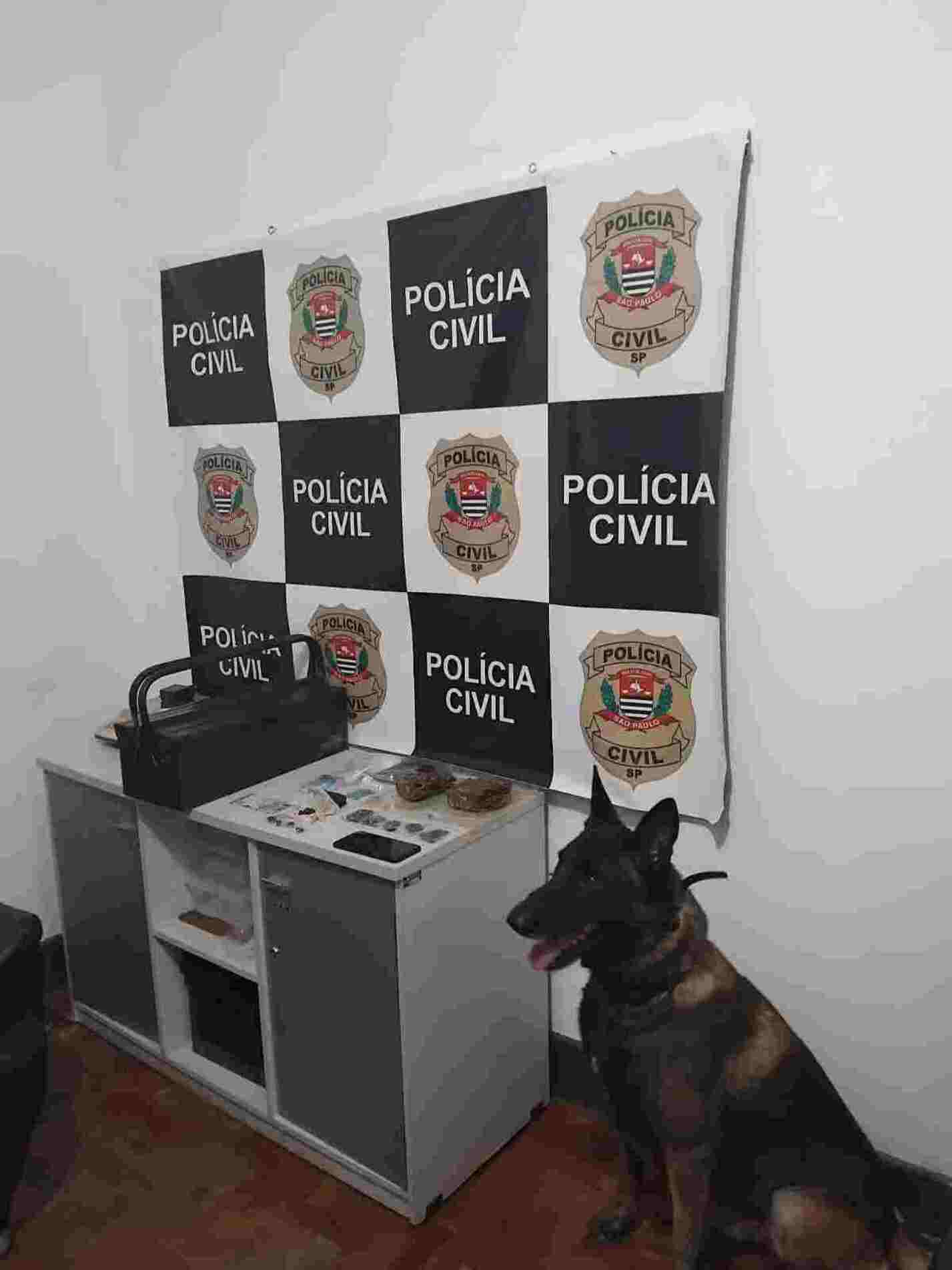 Foram presos em flagrante 3 indivíduos por Tráfico e Associação para o Tráfico