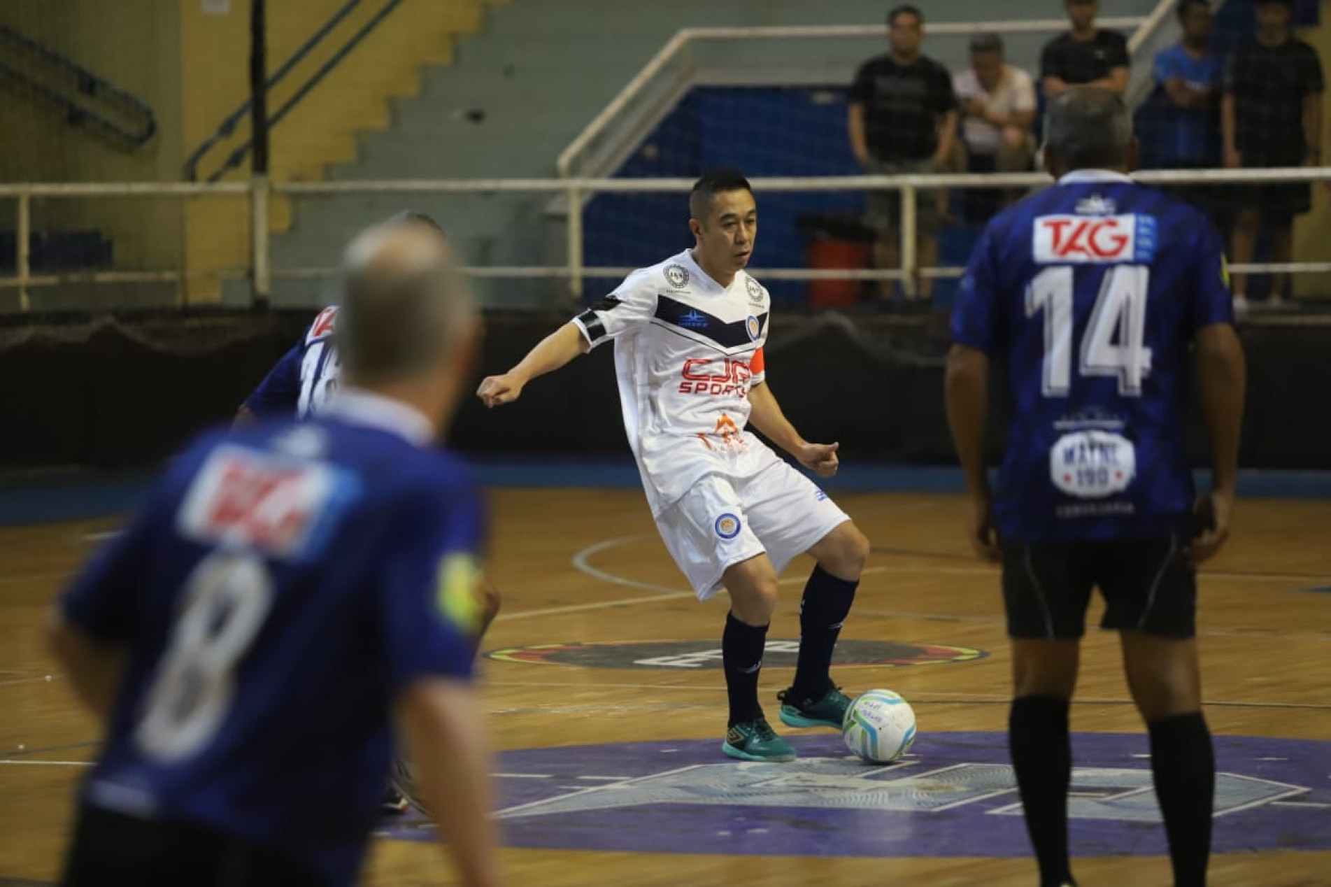 No Ginásio Municipal de Esportes, Vila Carvalho faz 4 a 1 na Altec
