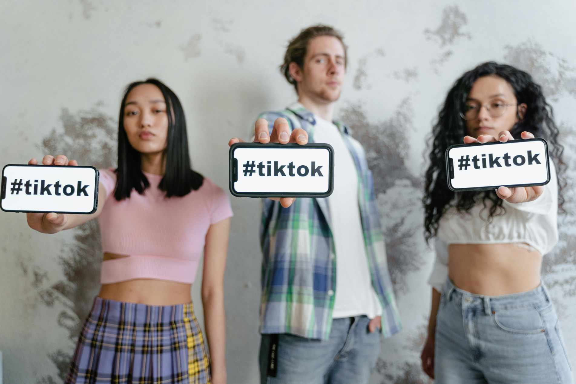 influenciadores jovens da plataforma tiktok