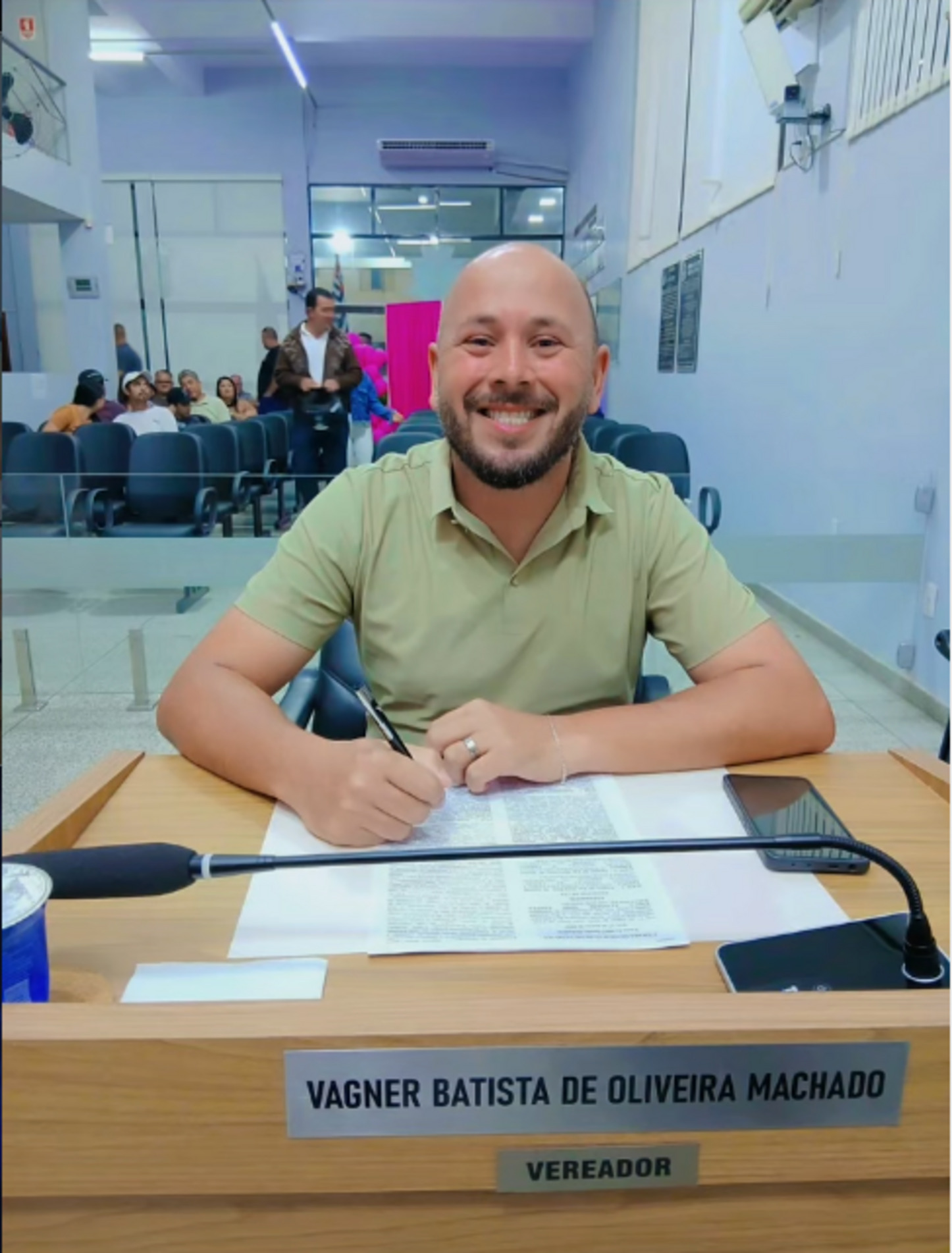 A sentença atendeu a uma Ação de Investigação Judicial Eleitoral (AIJE) movida pelo Ministério Público Eleitoral, que apontou o uso de uma candidatura feminina fictícia