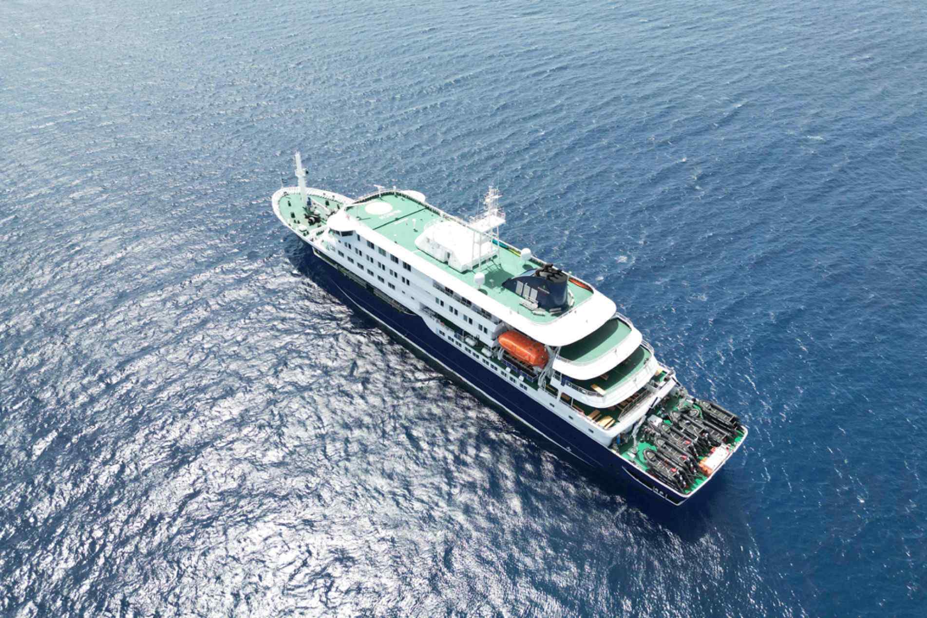 Foram confirmadas duas mortes pela doença a bordo 
