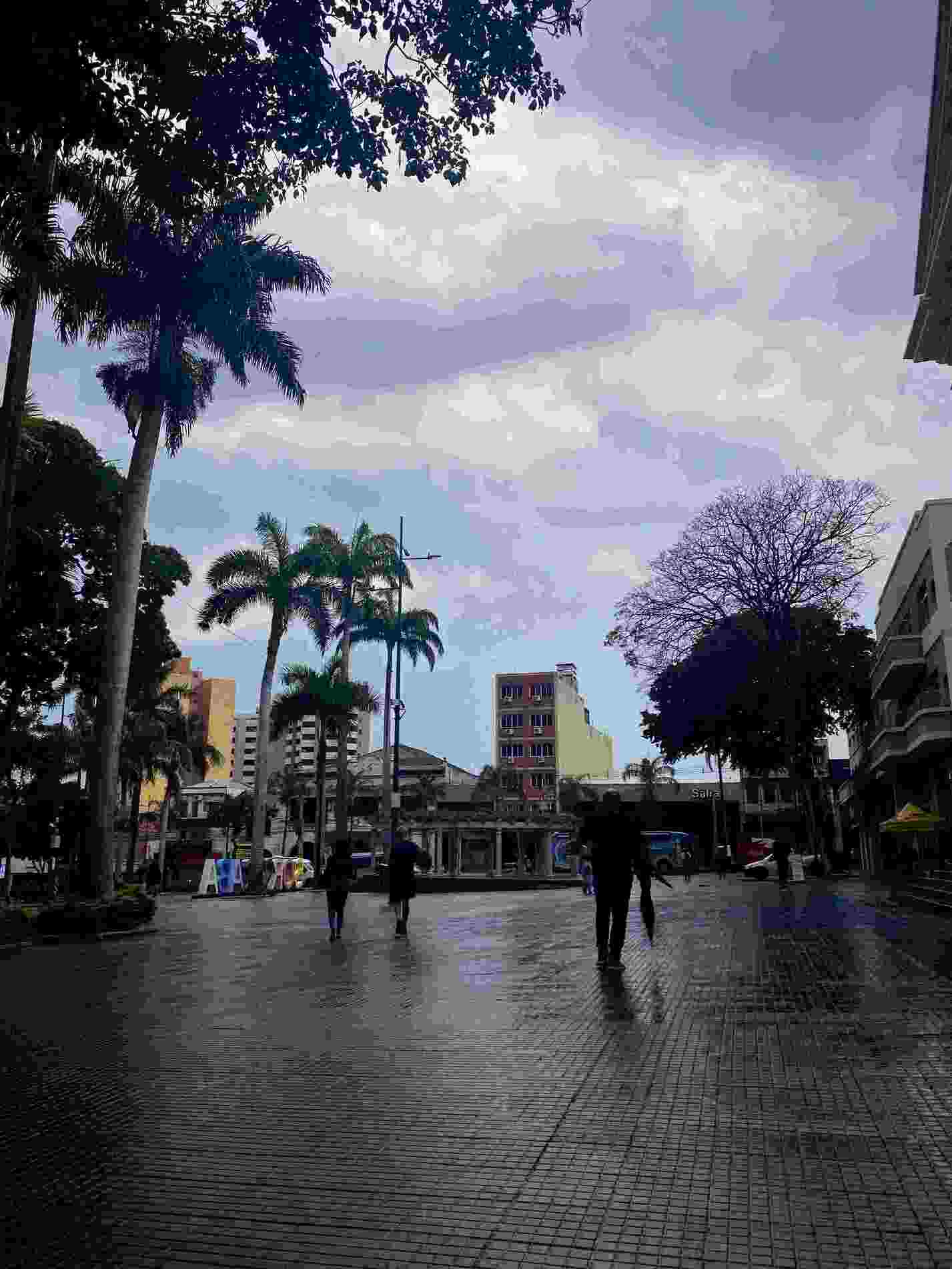 A semana será marcada por mudanças no tempo, com sol entre nuvens e pancadas de chuva 