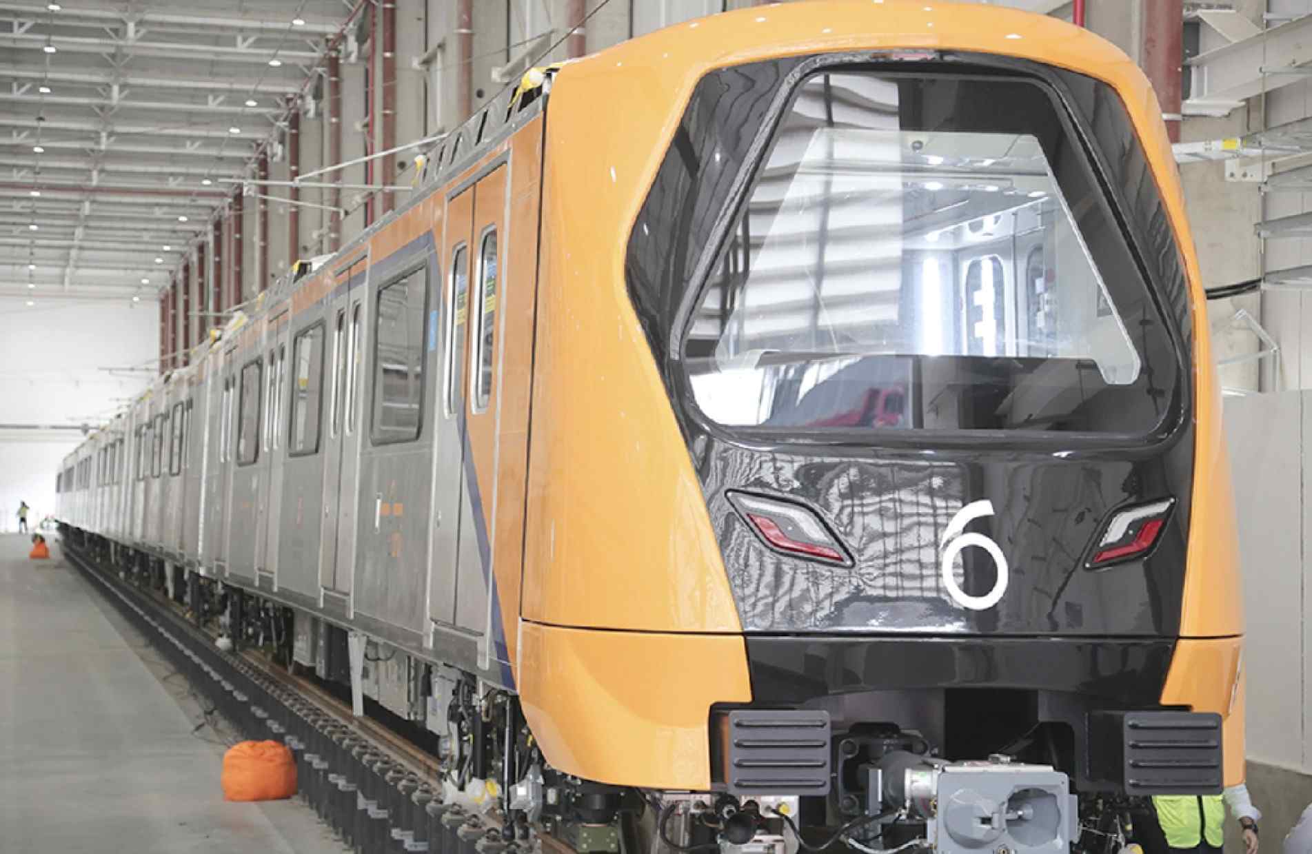 Projeto prevê cinco estações ao longo do trajeto, incluindo Sorocaba, São Roque
e Água Branca, com integração a outros sistemas de transporte
