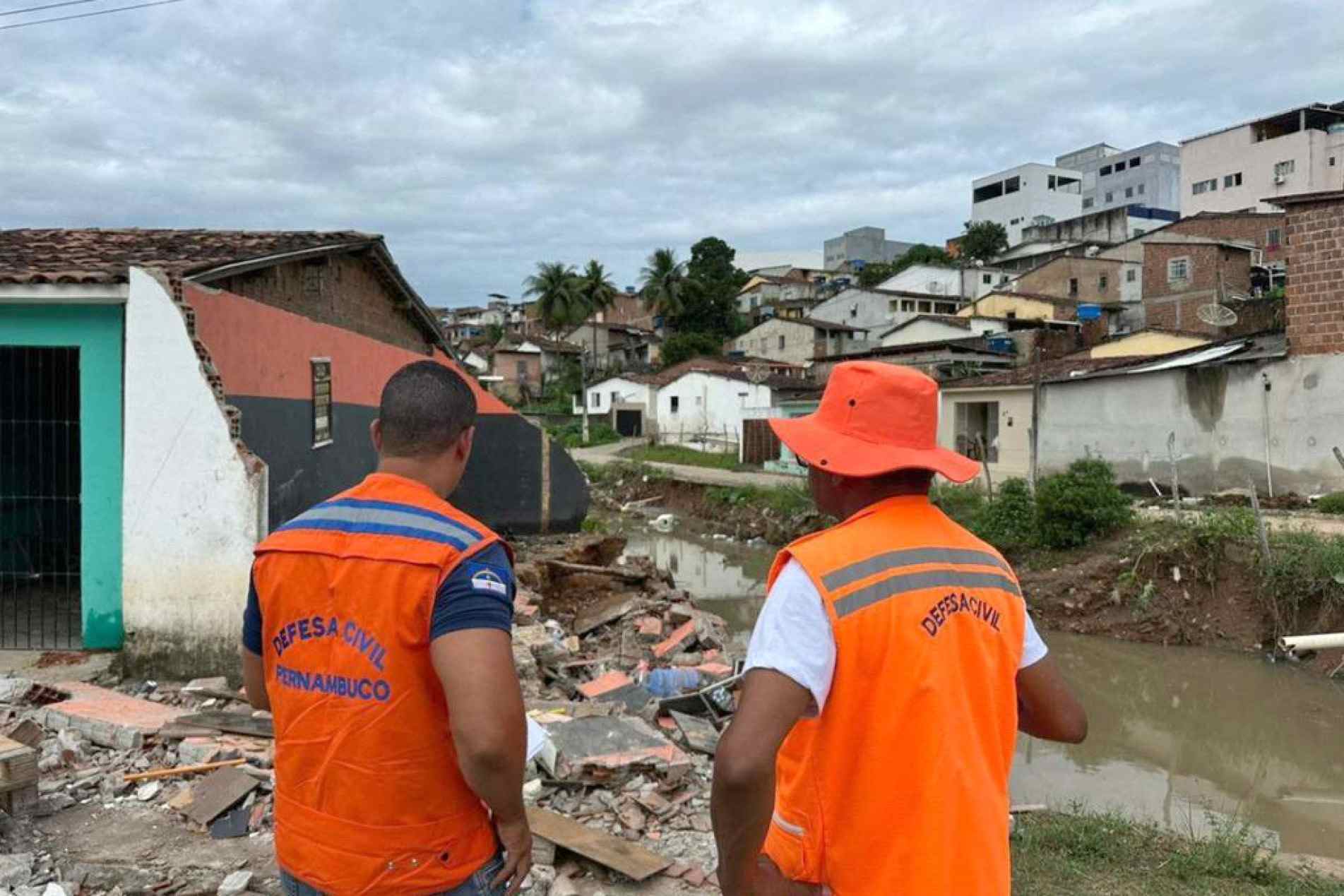 Chuvas fortes deixaram seis mortos 