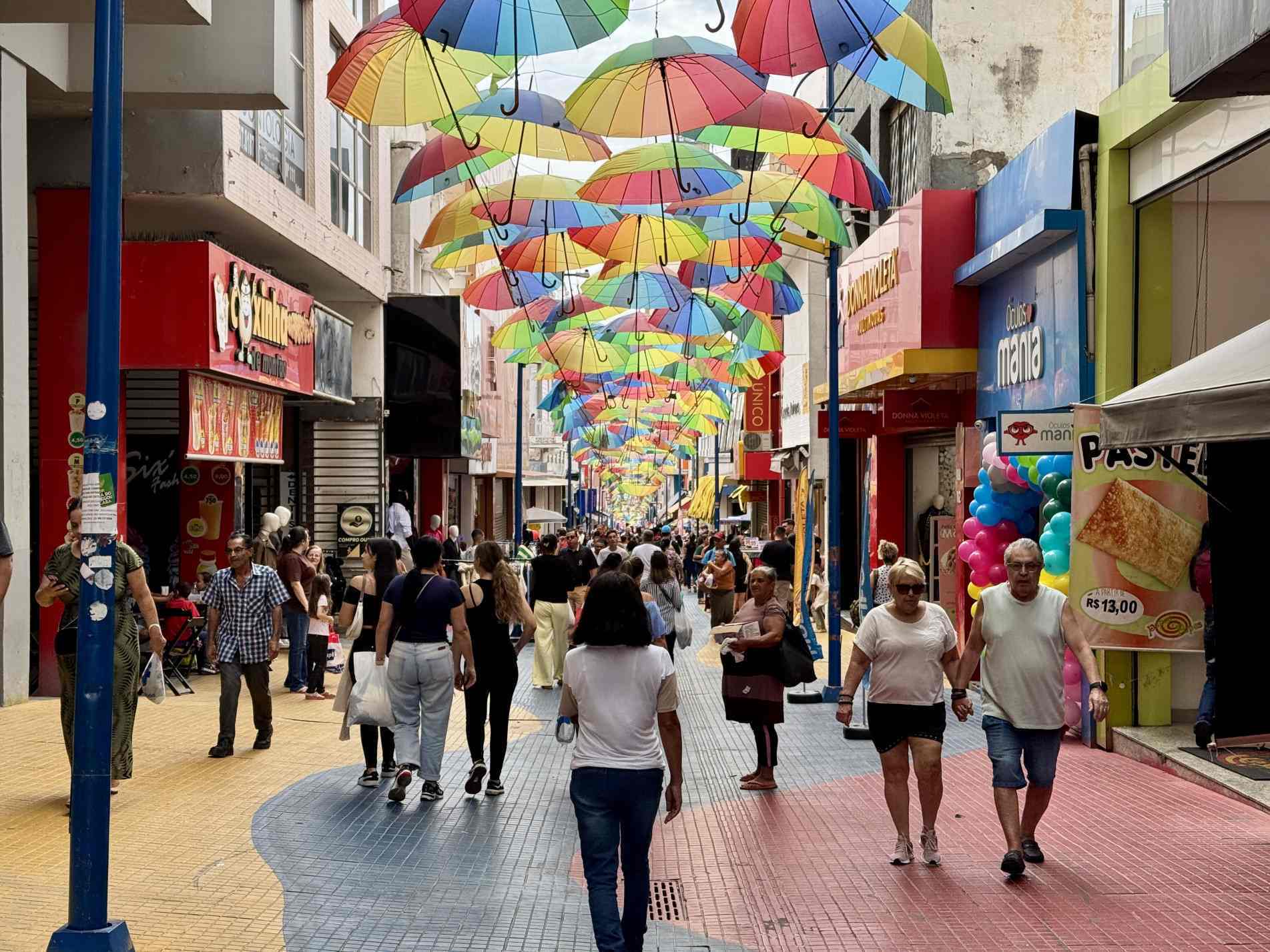 Para os comerciantes, o Dia das Mães representa uma oportunidade importante de recuperação nas vendas após um início de ano considerado mais fraco