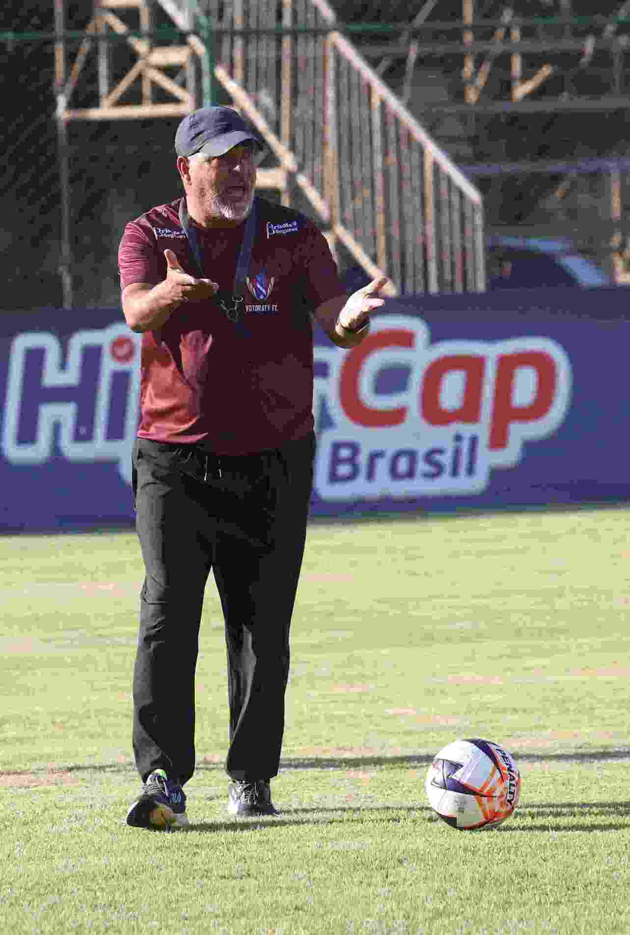 Para o treinador, time não se encontrou e, por isso, perdeu do AD Guarulhos por 3 a 0 