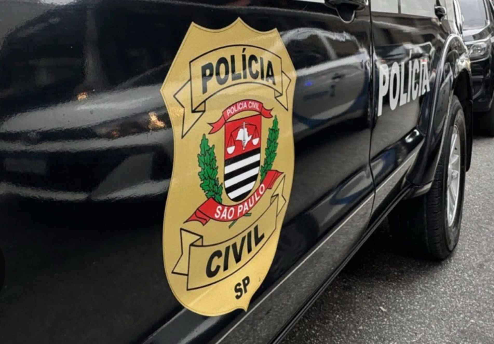 De acordo com os relatos, a motivação estaria ligada a desentendimentos envolvendo cobranças de aluguel