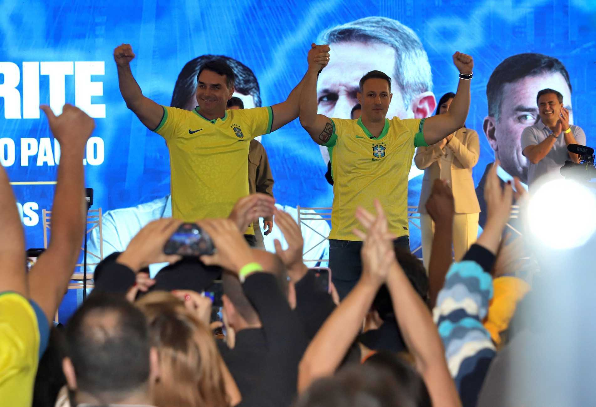 Guilherme Derrite lança pré-candidatura ao senado ao lado de Flávio Bolsonaro
