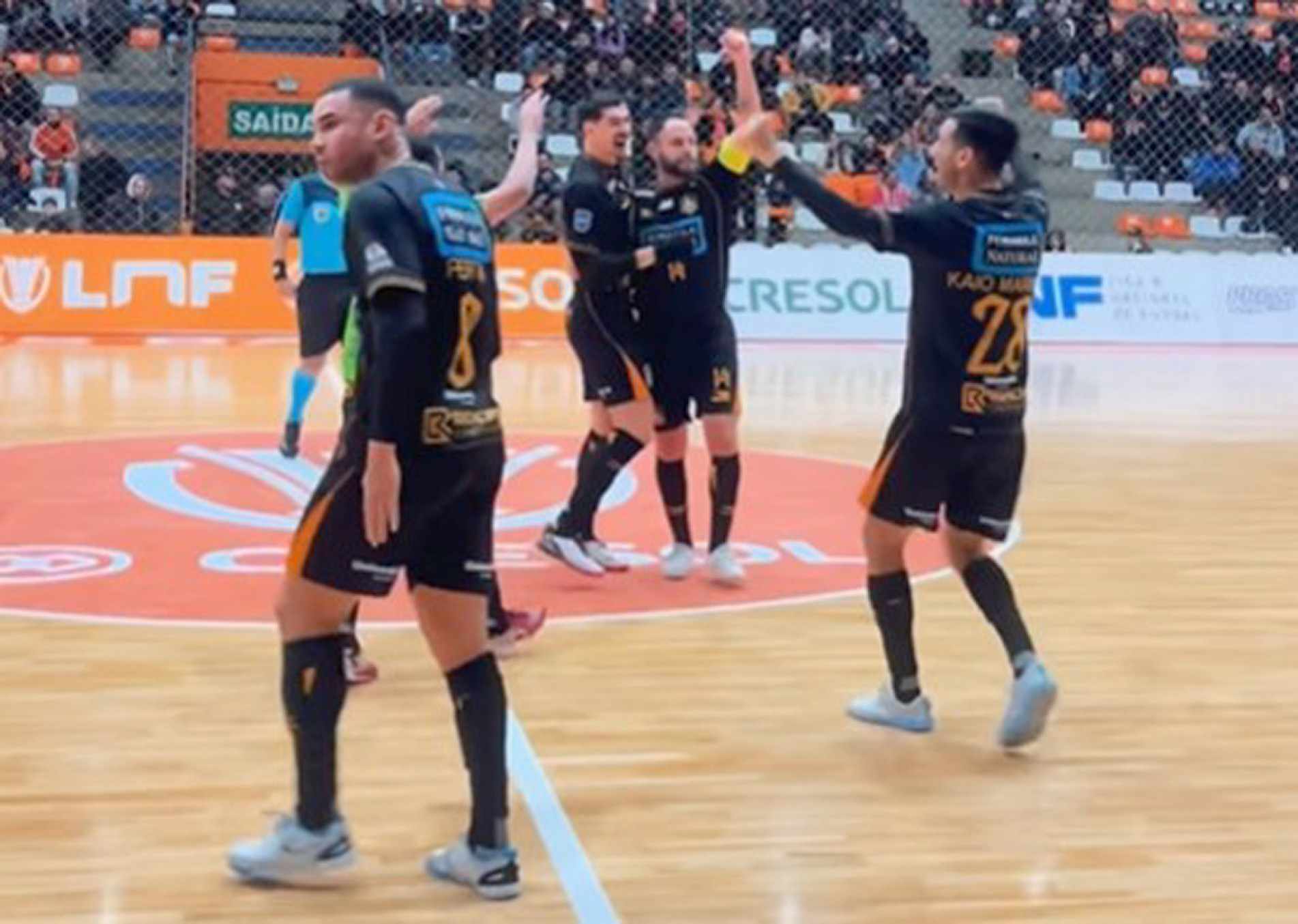 Time de futsal de Sorocaba igualou o placar no final e jogará no domingo 
