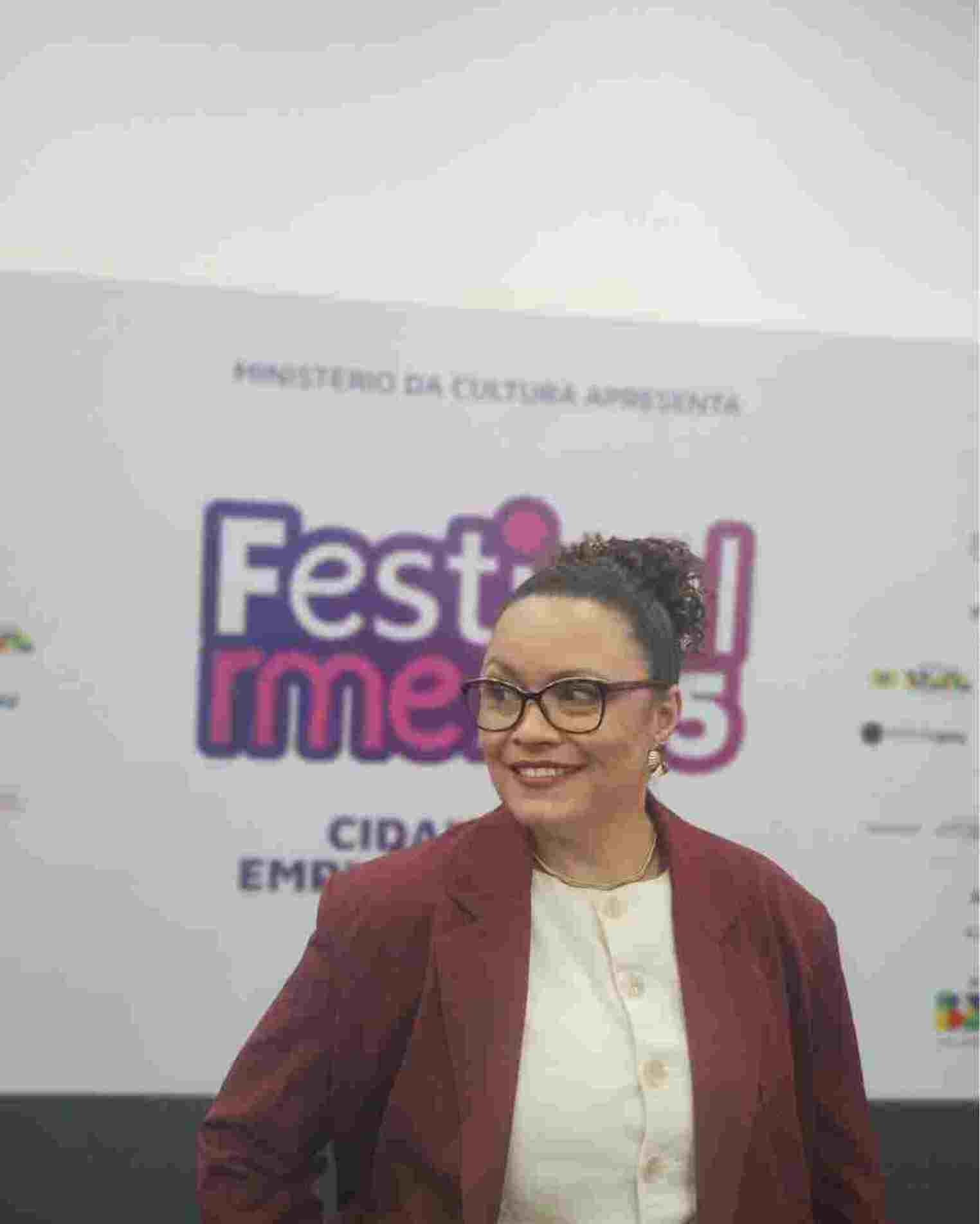 Adriana Fontes especialista em Transformação Digital e idealizadora do aplicativo CompletAI. 