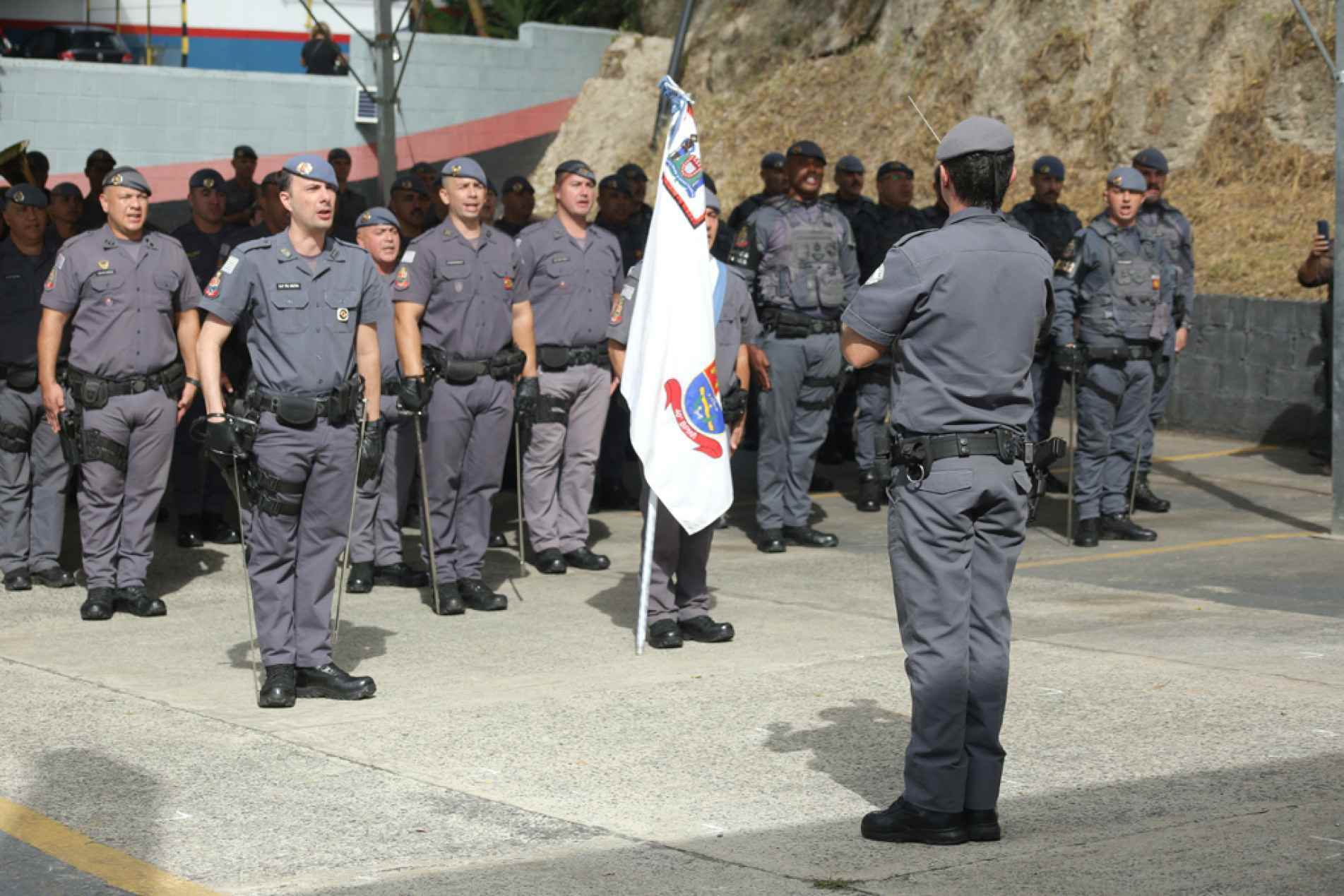 Celebração de 37 anos, em Votorantim, teve homenagens