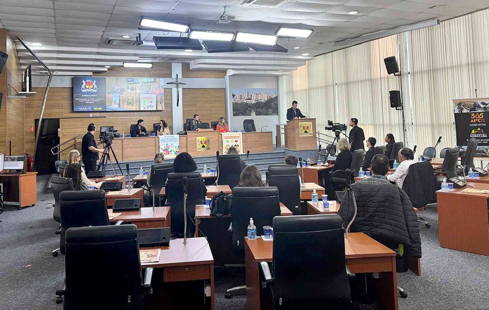 Audiência pública reuniu autoridades e conselheiros tutelares durante a campanha Maio Laranja