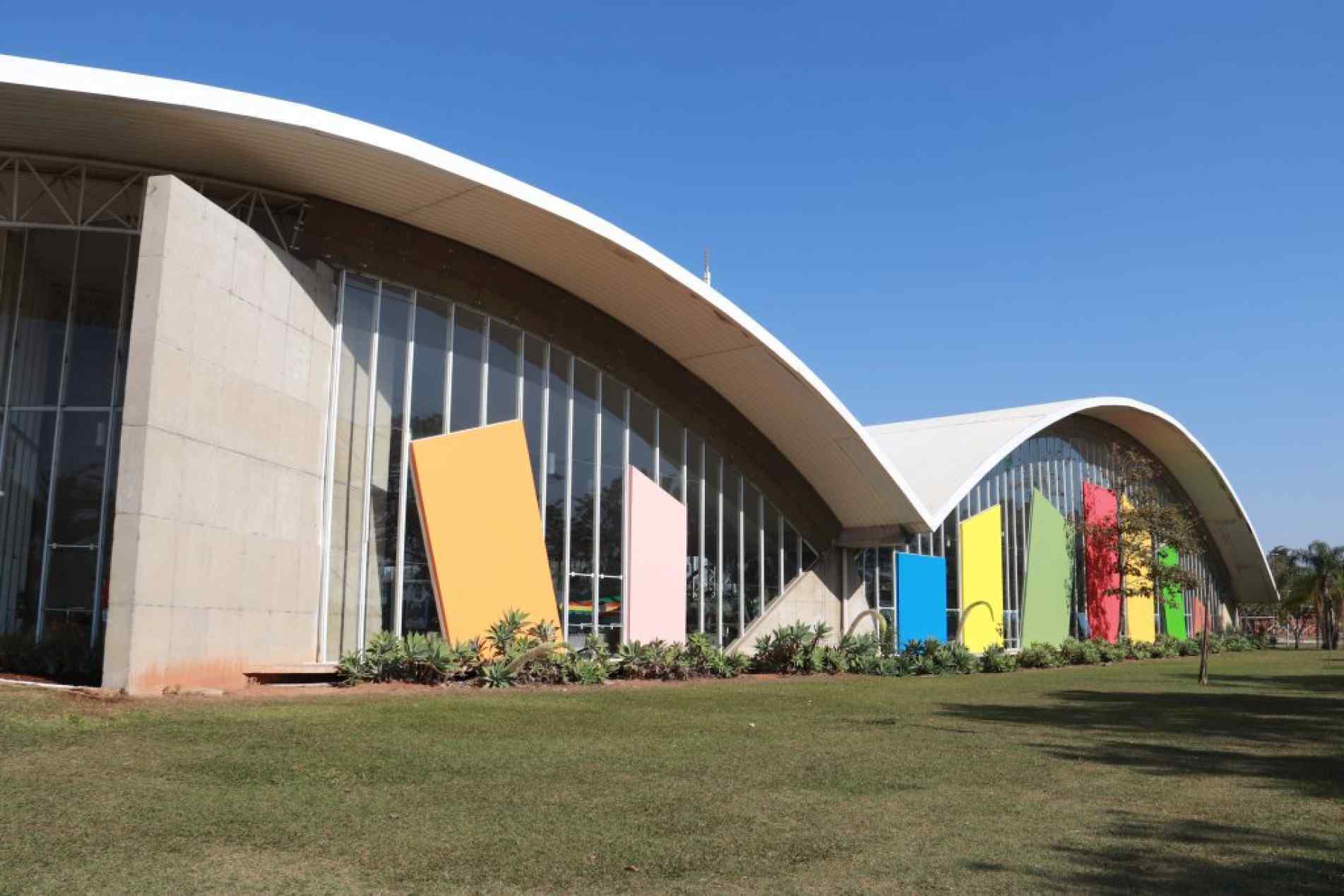 a ação incentiva o acesso à leitura, proporcionando novos horizontes aos participantes
