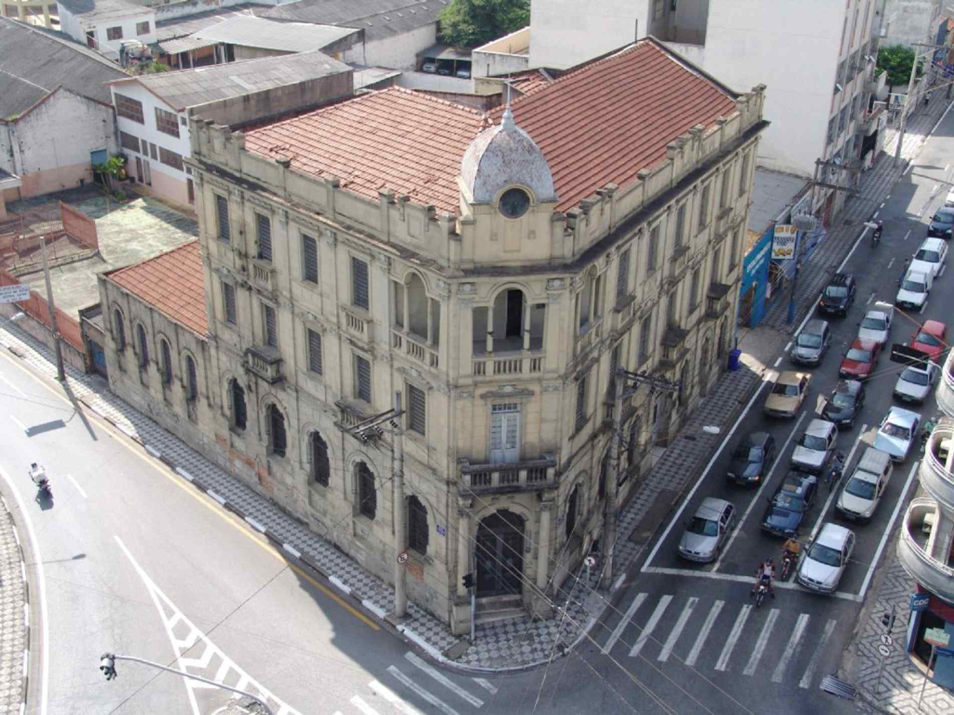 Secretaria informou que processo segue trâmites legais
