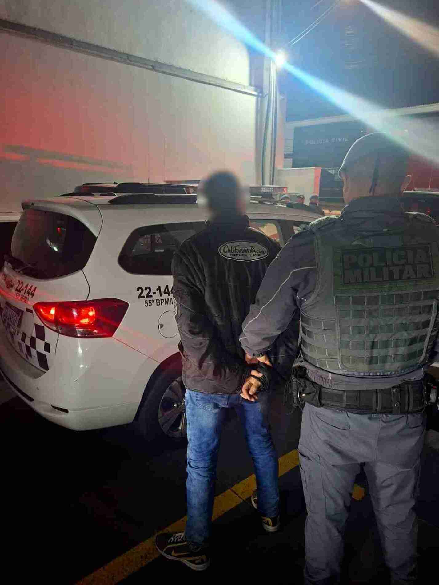 Homem é preso por porte pistola com calibre restrito 