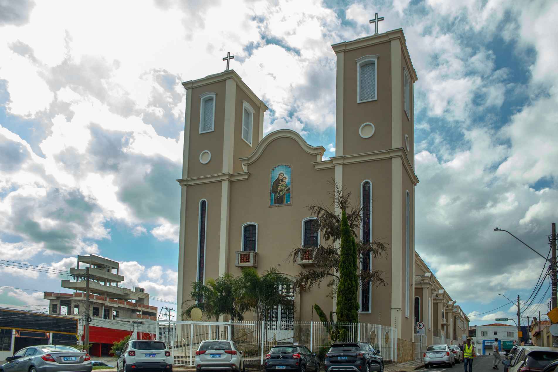 Faixada Igreja Santo Antônio, localizada na Vila Mencacci, em Sorocaba