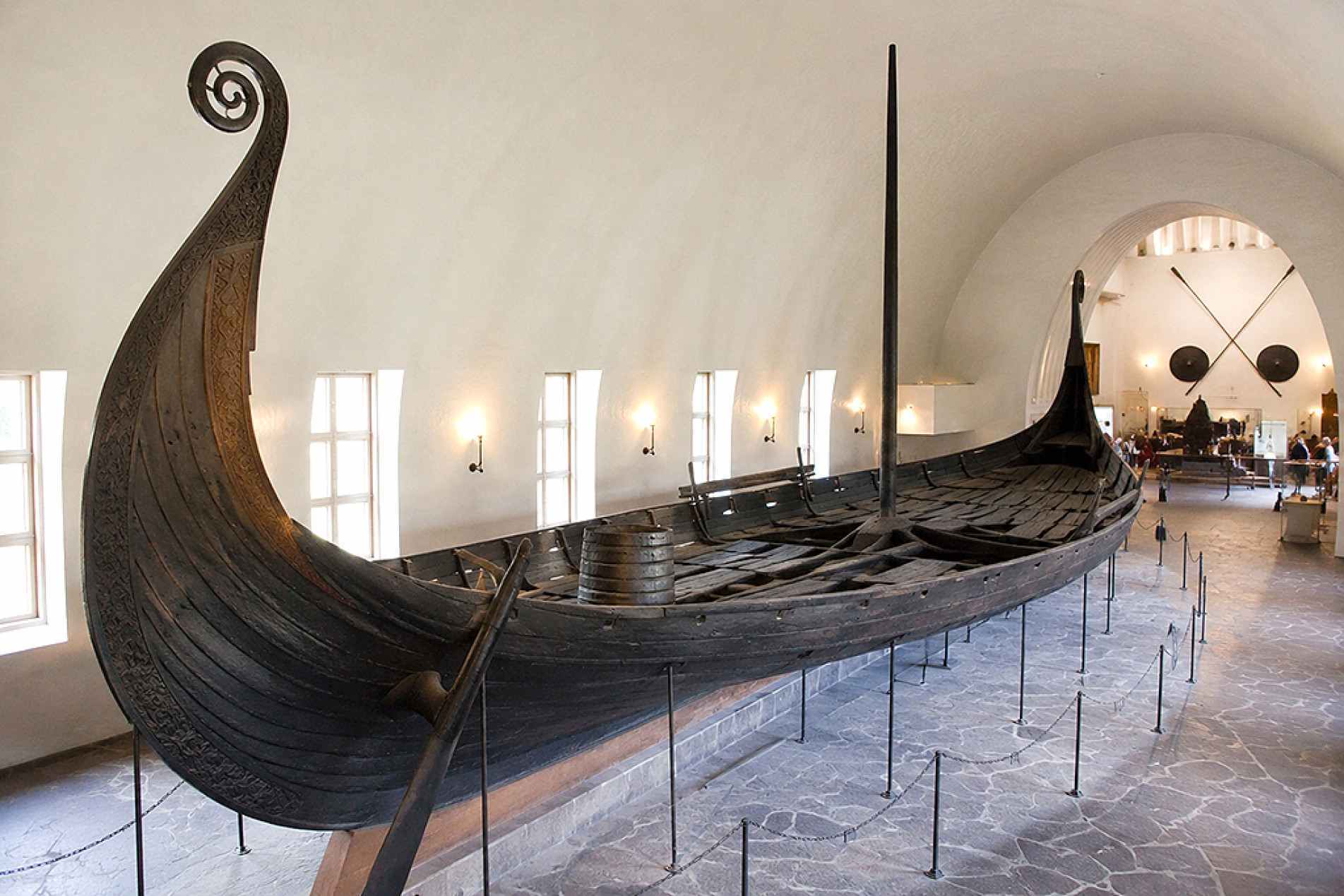 Navio viking preservado por mais de mil anos faz parte do acervo do Museu da Era Viking, em Oslo, na Noruega
