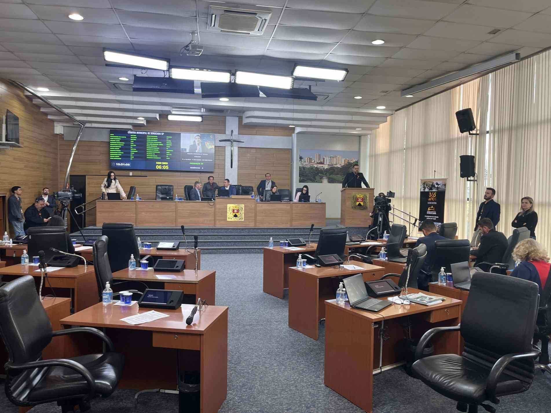 Ao todo, quatro projetos relacionados ao tema avançaram na Casa. As propostas incluem campanhas educativas, ações de prevenção nas escolas, restrições à publicidade das chamadas 