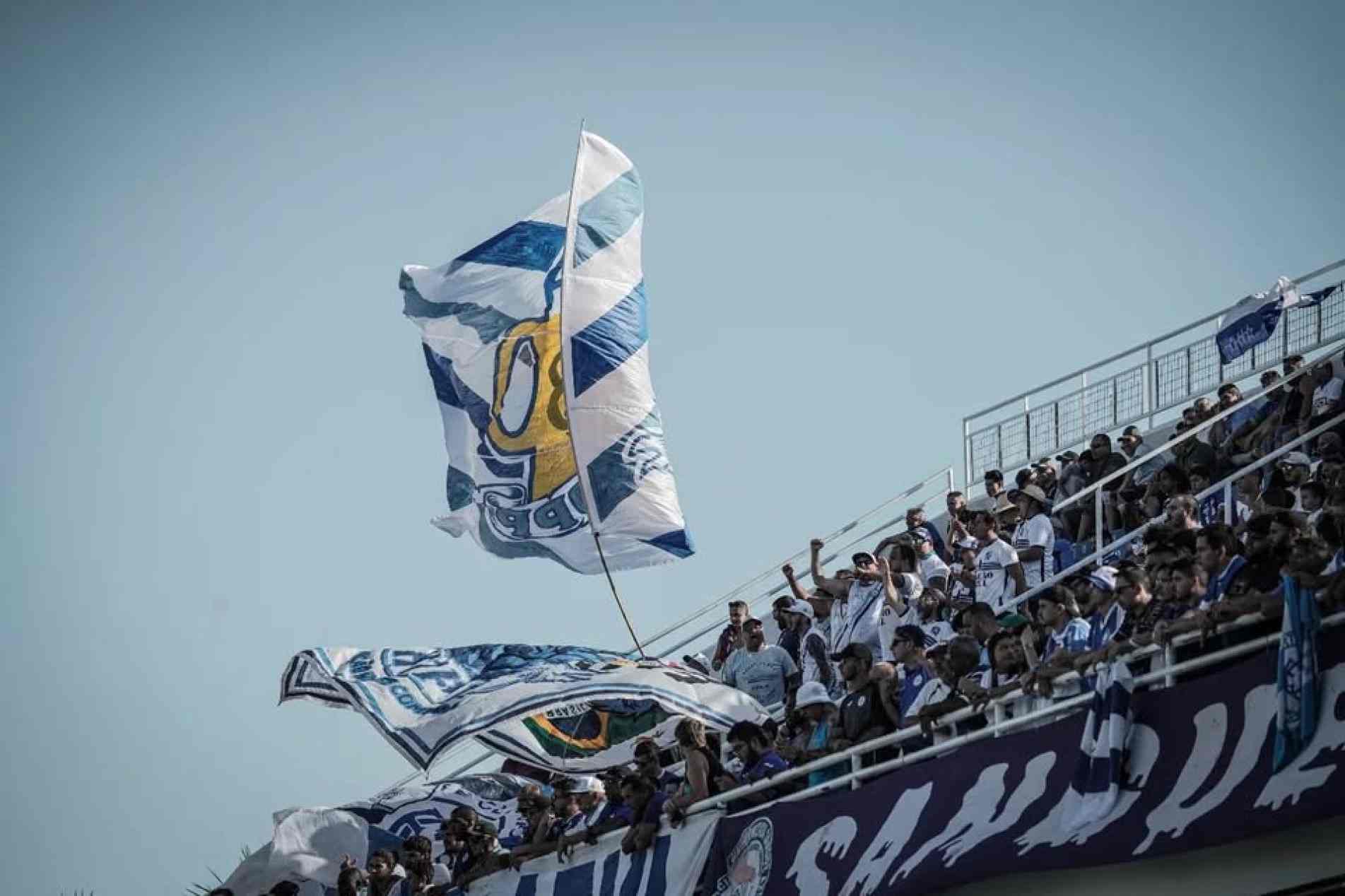 Mobilização ocorre após parecer jurídico apontar que não há necessidade imediata de novas eleições
