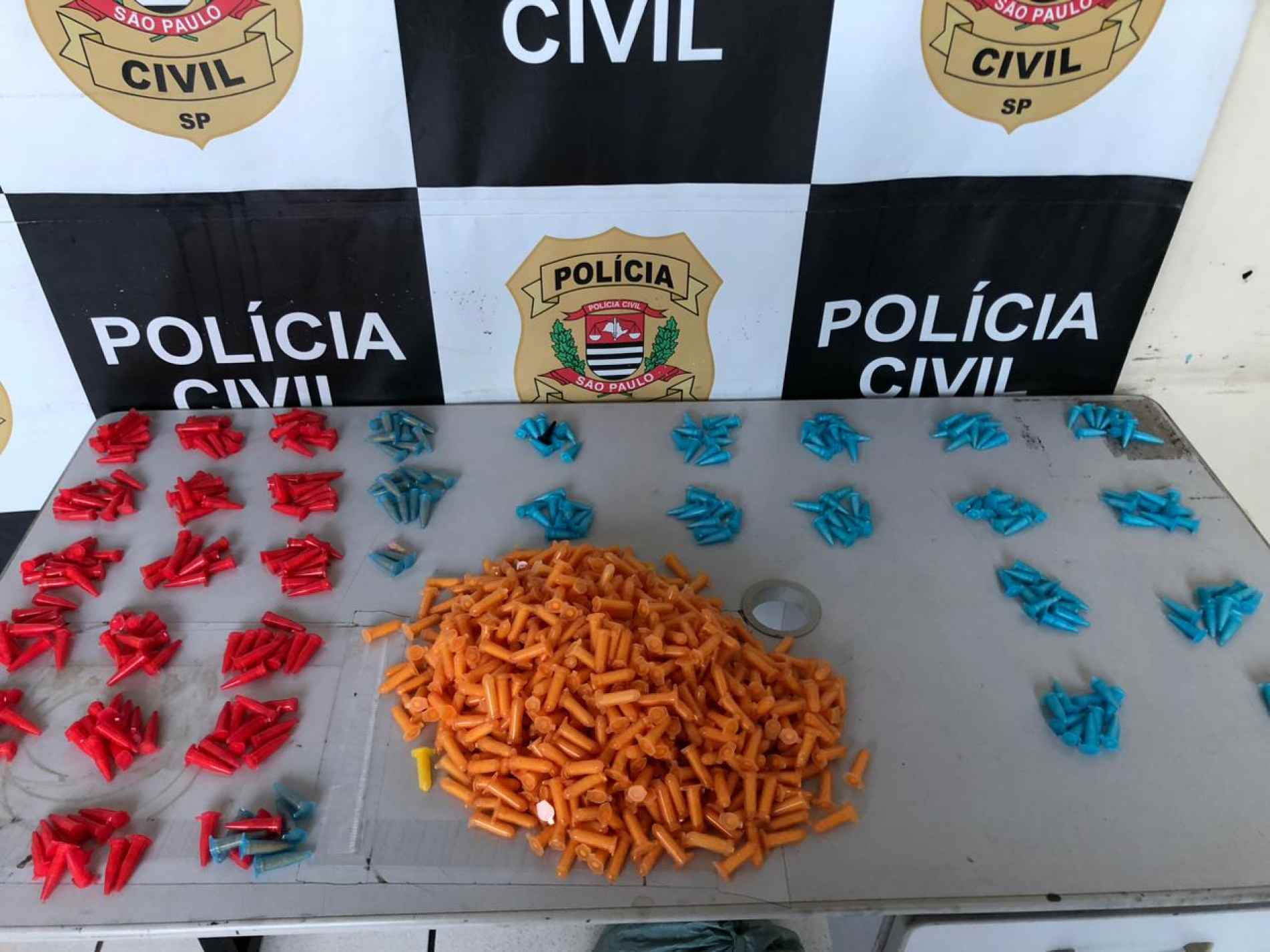  A ação tem como alvo integrantes dos chamados 