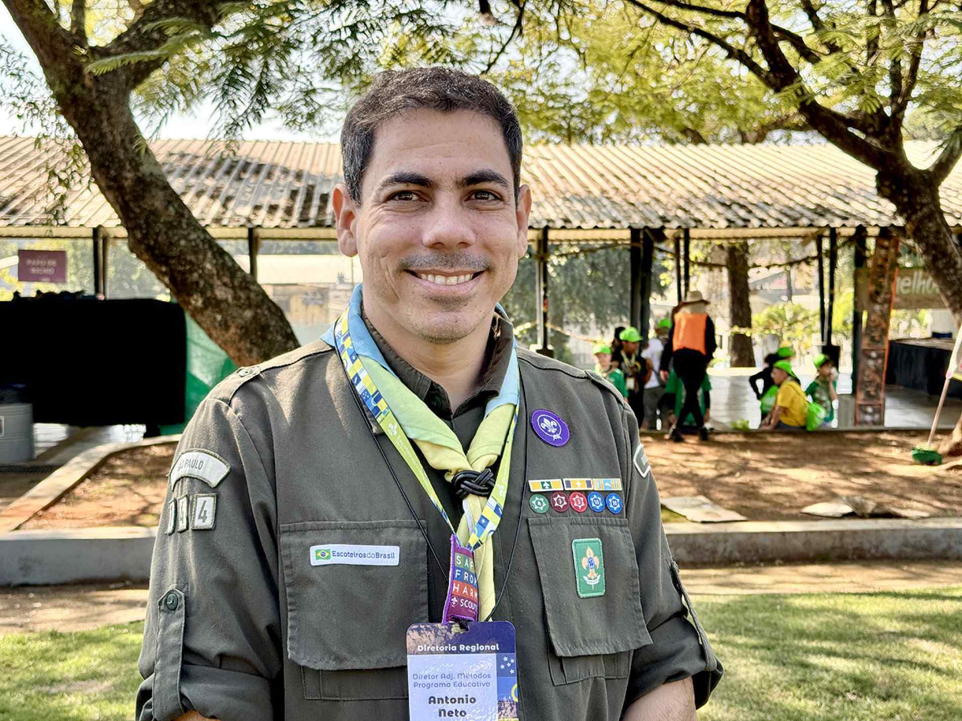 Antonio Fischer Neto, diretor adjunto regional de programa educativo dos 
Escoteiros do Brasil