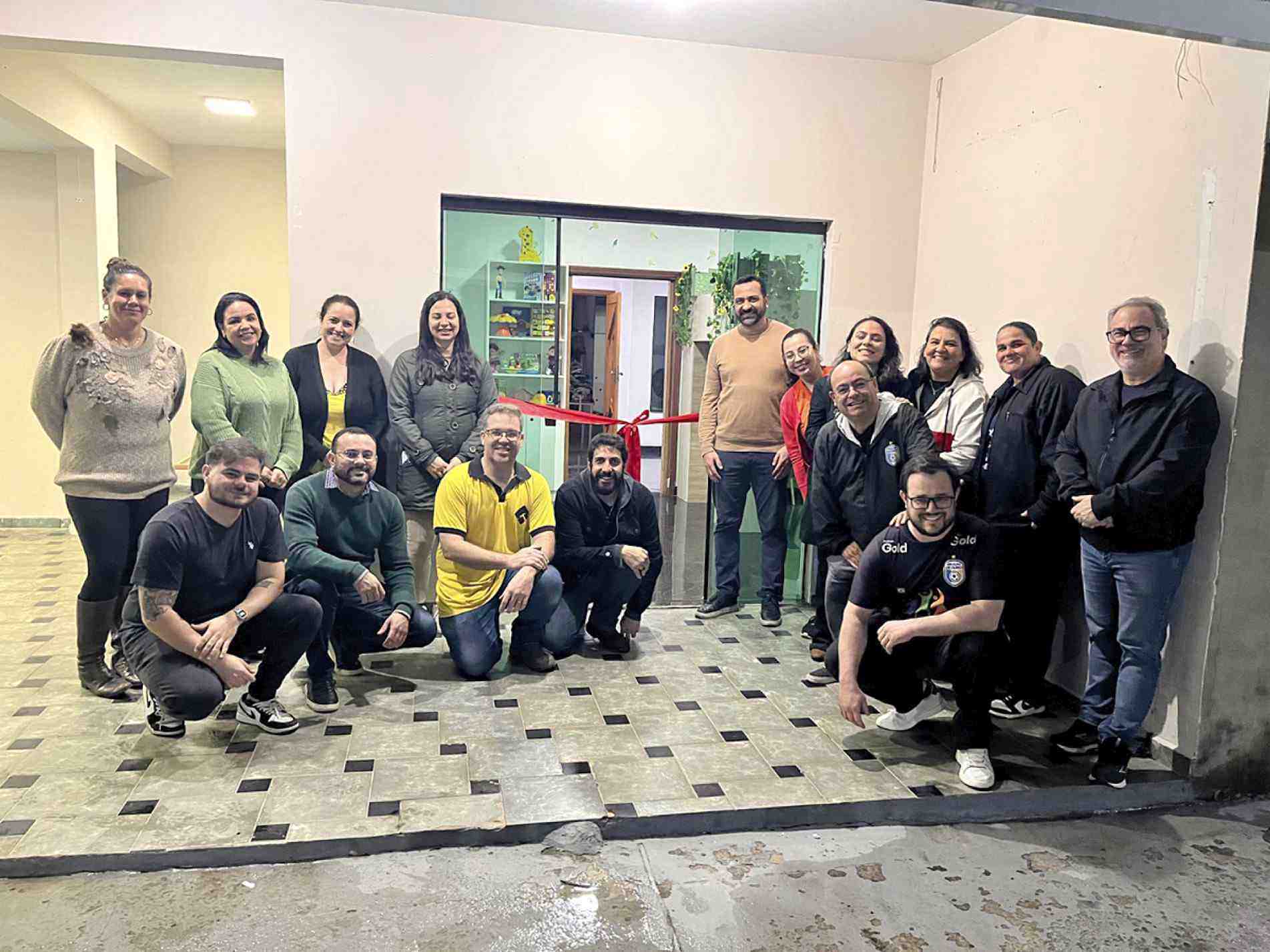 Representantes da Ofebas, do Instituto Gold e dos parceiros participaram da inauguração