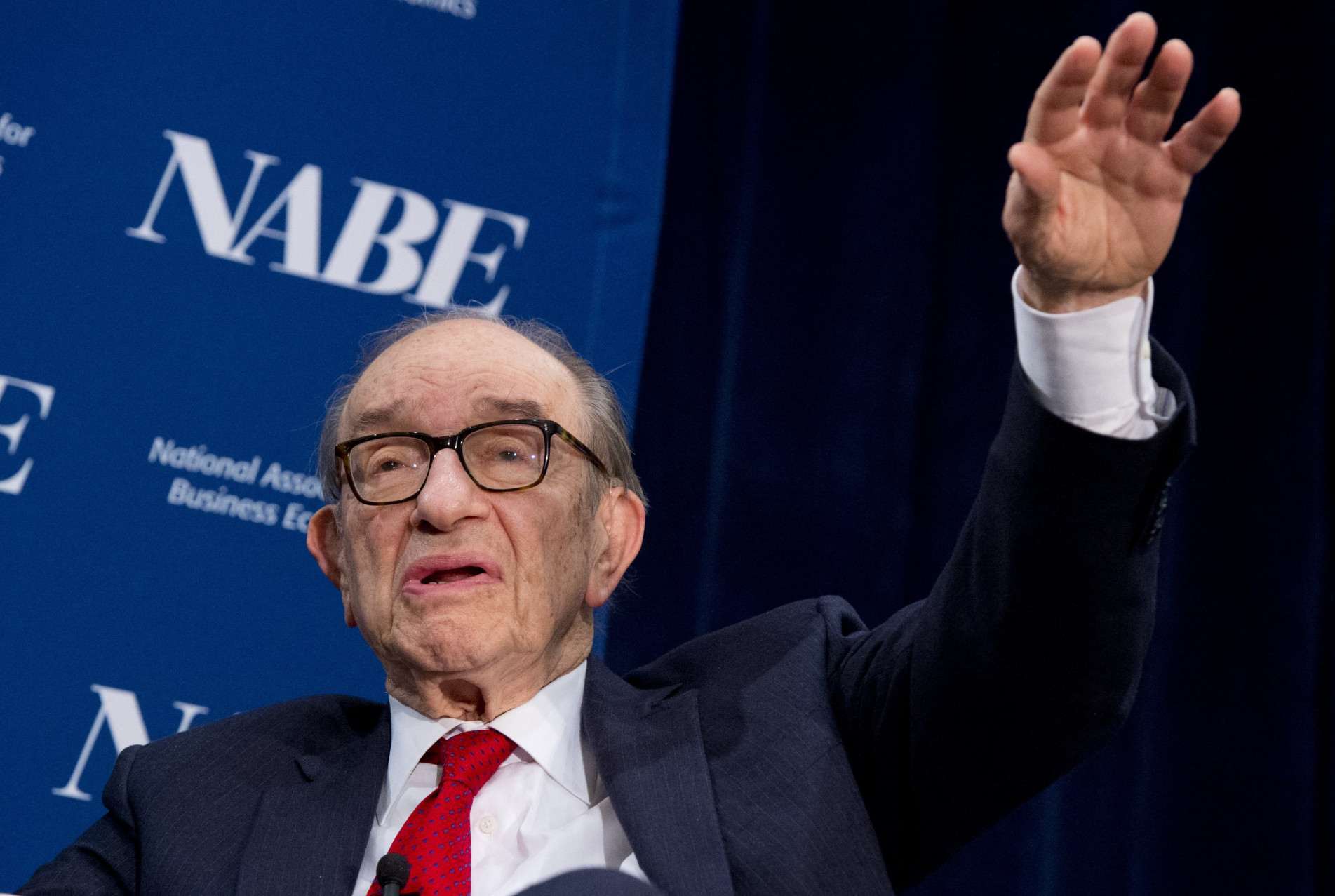 Greenspan comandou o banco central dos Estados Unidos entre agosto de 1987 e janeiro de 2006