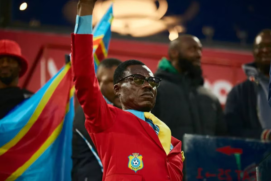 Michel Mboladinga é torcedor símbolo da seleção da República Democrática do Congo