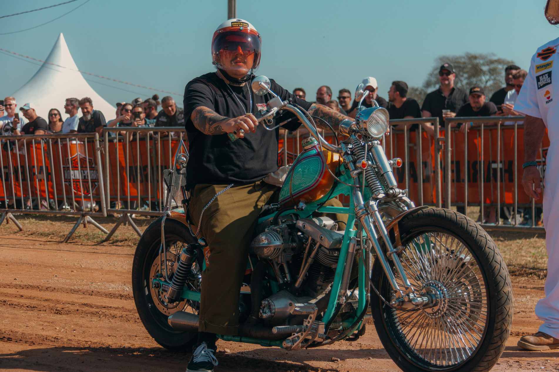 Motocicletas Harley-Davidson, com modelos que variamde 1920 a 1980, integram as demonstrações do evento