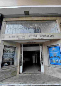 Gabinete homenageia Biblioteca Infantil