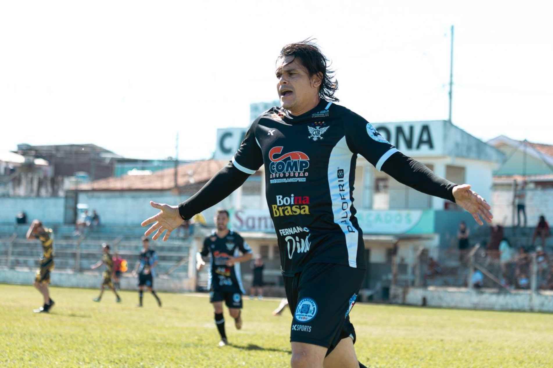 Atacante Daniel Bueno foi o autor de cinco gols na vitória de 9 a 0 sobre o Novo Horizonte