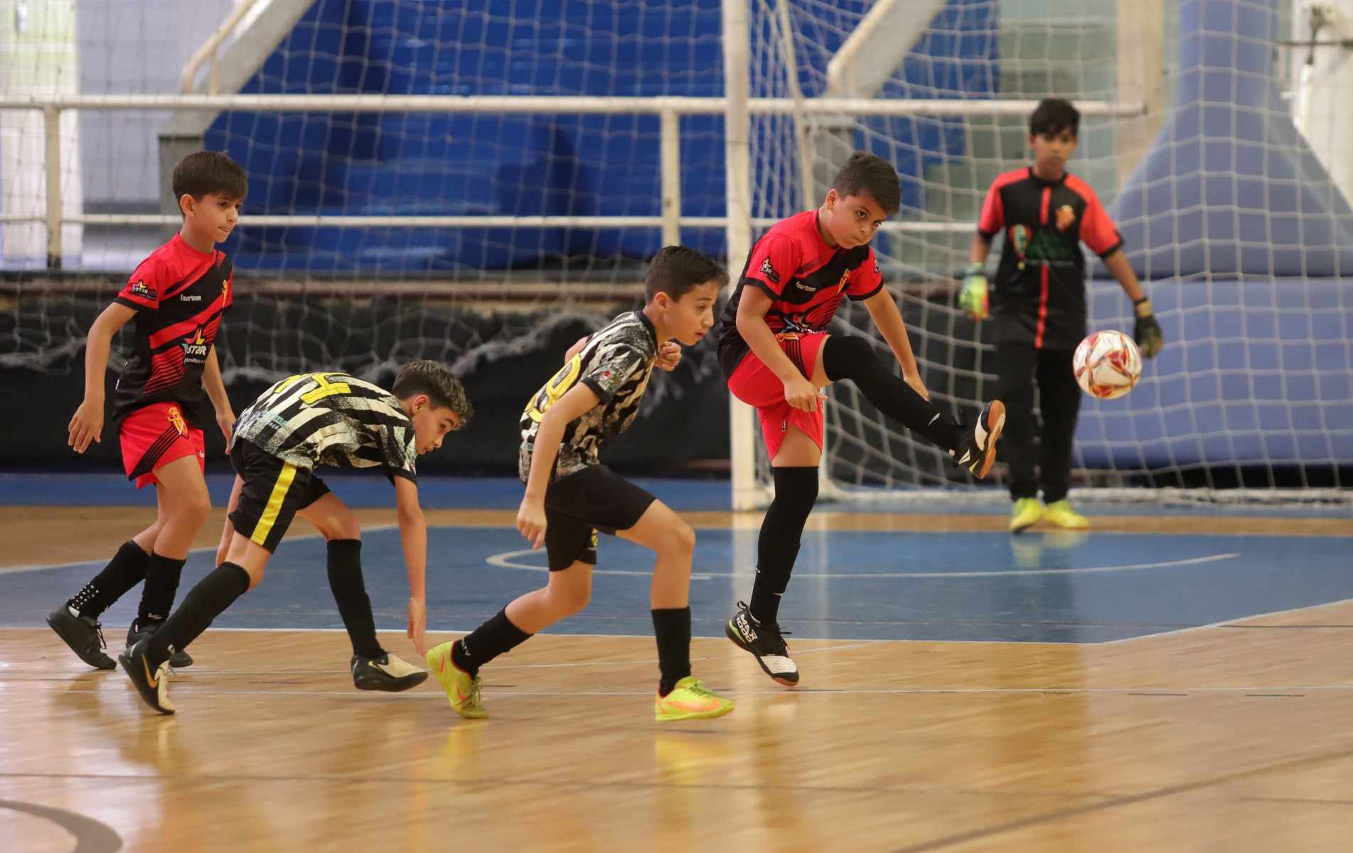 Competição reúnecrianças e adolescentes