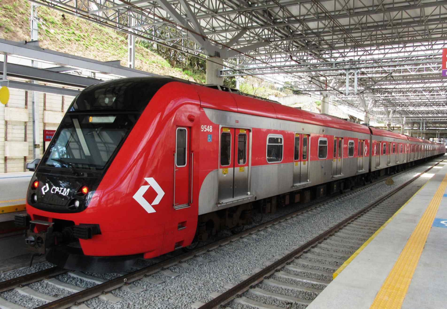 Ligação ferroviária permanece em fase de estudos e definição do modelo de concessão