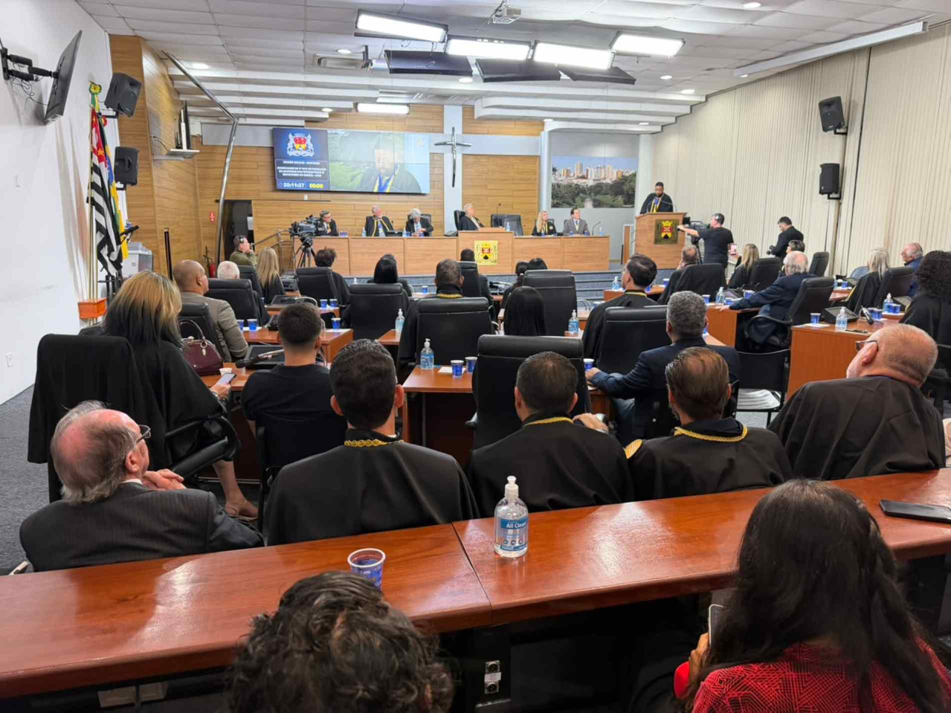 Na cerimônia, novos membros da Aieb tomaram posse