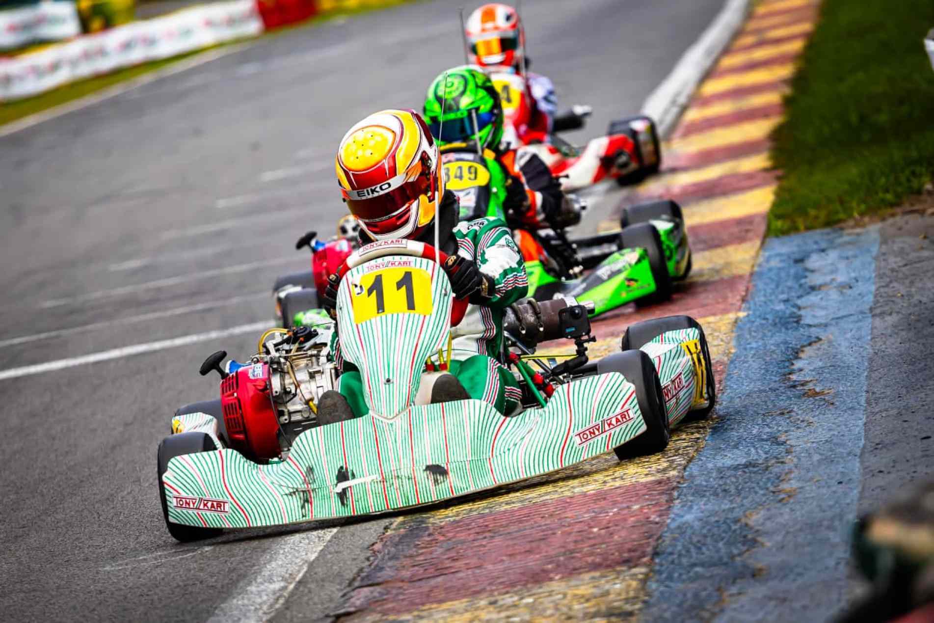 A equipe trabalhou para recuperar o kart a tempo da segunda bateria, mas não conseguiu realizar todos os reparos necessários