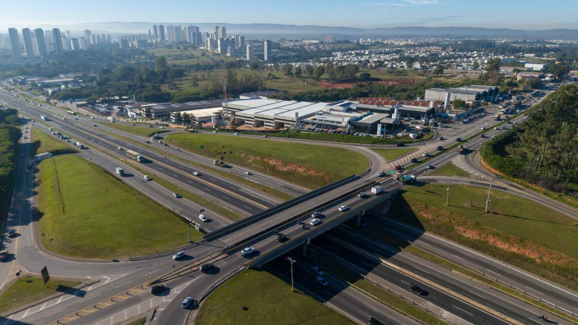Operação especial começa hoje, com reforço no atendimento e suspensão de obras nos horários de maior movimento