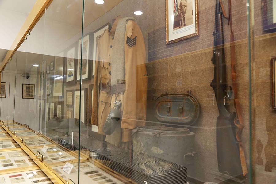 Galeria Jorge Mancini conta com cerca de 300 peças, entre documentos, fotografias, armas, entre outros
