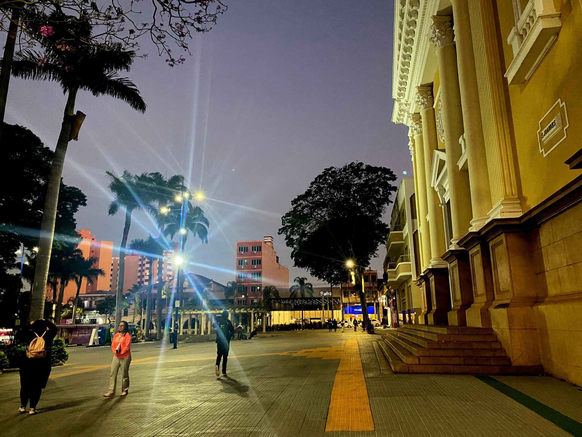 Região tem potencial econômico, social e para o lazer, mas insegurança mantém o público distante