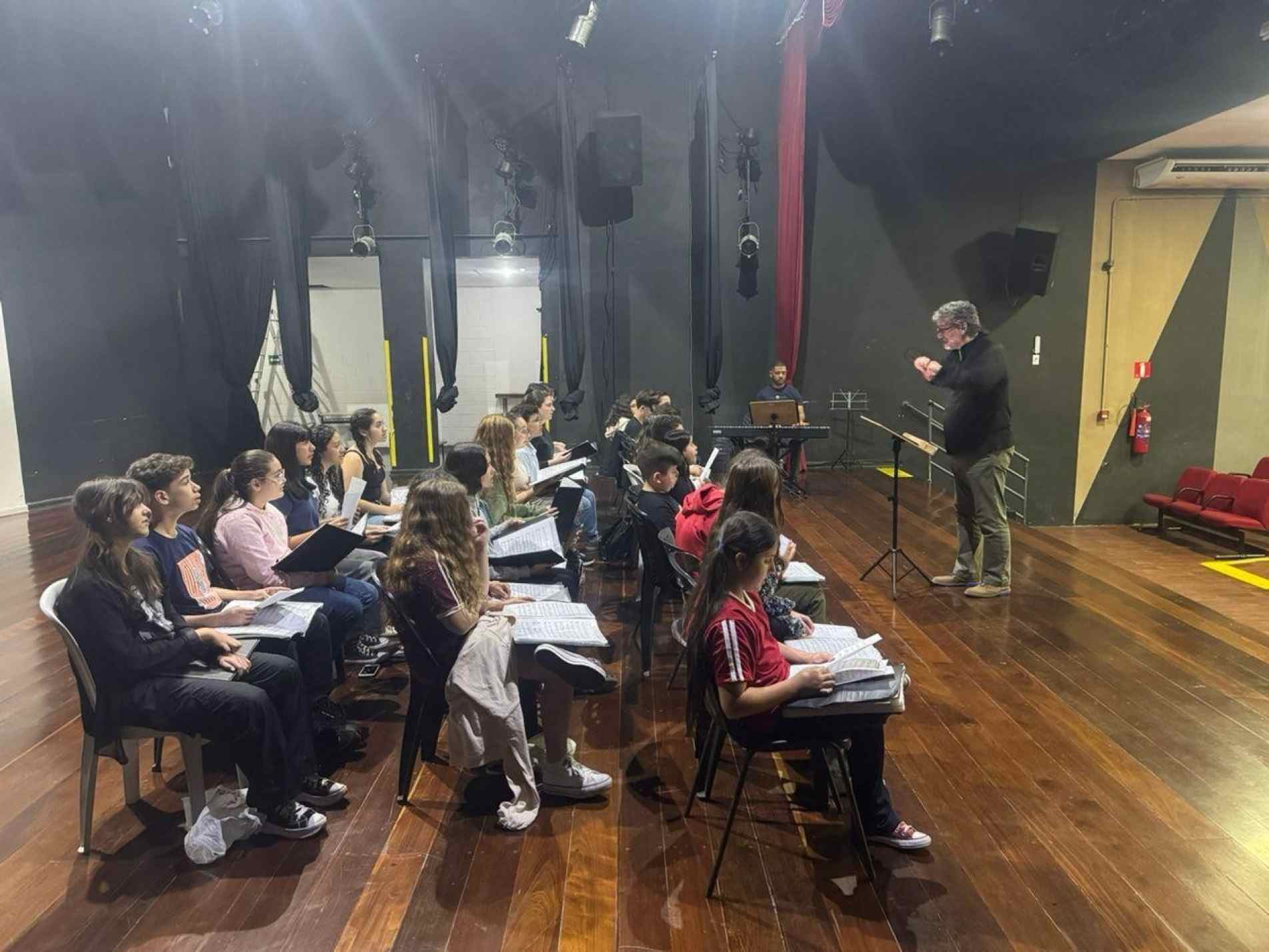Inscrições para cursos de instrumentos, canto coral e musicalização terminam hoje