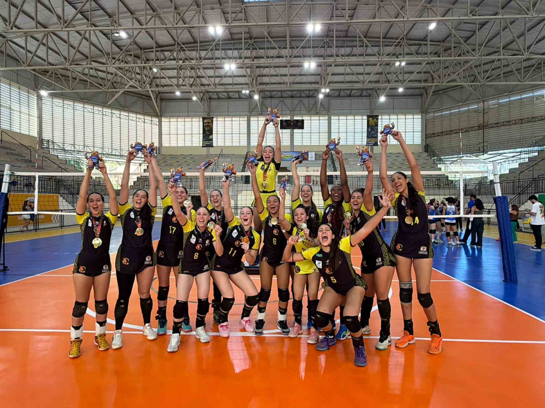 Renasce Vôlei derrota Itupeva na final por 3 sets a 0