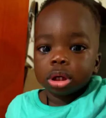 Abdoulaye Dieng tinha1 ano e 4 meses